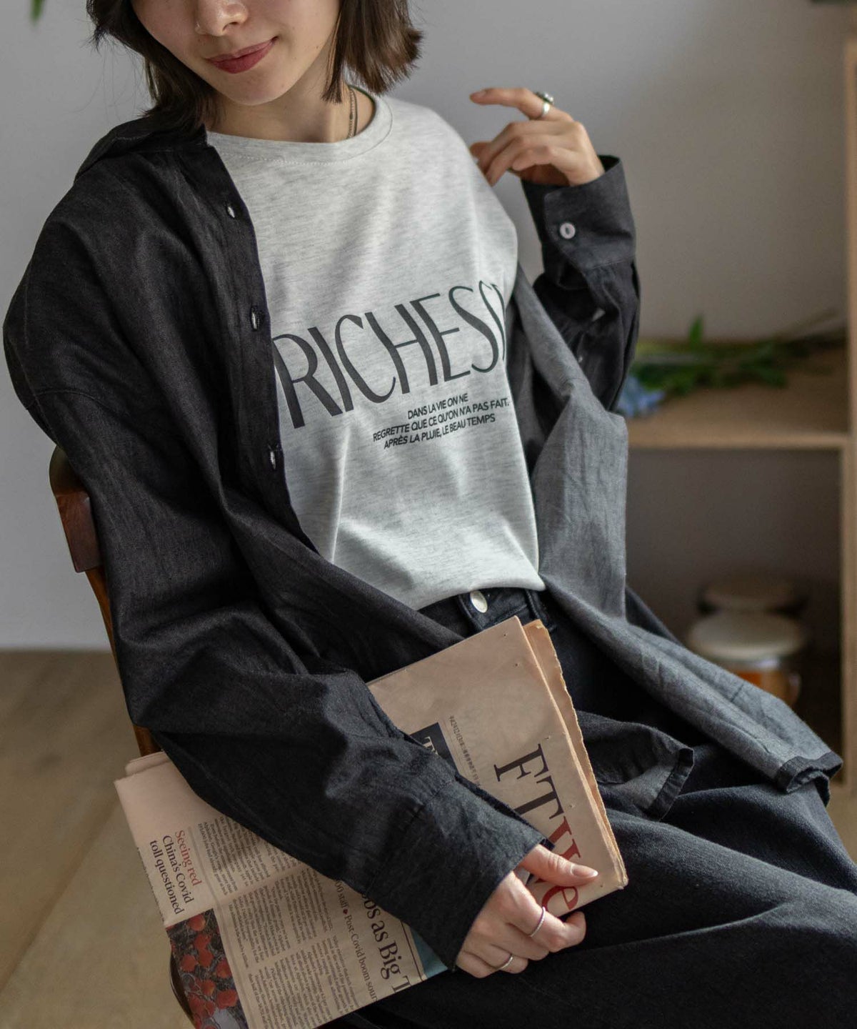 nAvy ロゴプリント長袖Tシャツ レディース ネコポス 対応商品