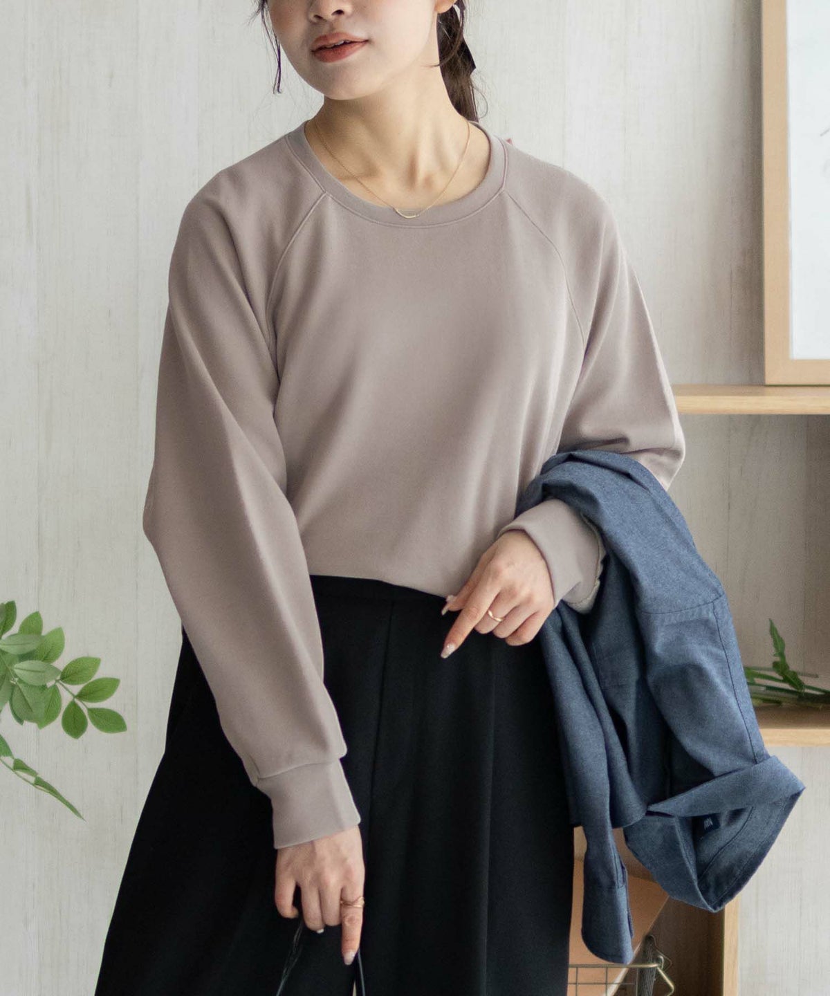 nAvy 異素材切替プルオーバー レディース