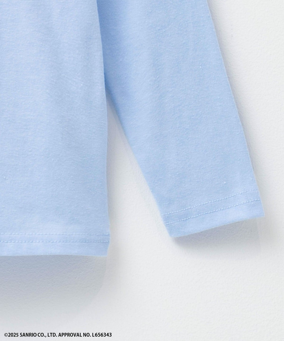 サンリオキャラクターズ シナモロール プリント長袖Tシャツ キッズ ネコポス 対応商品