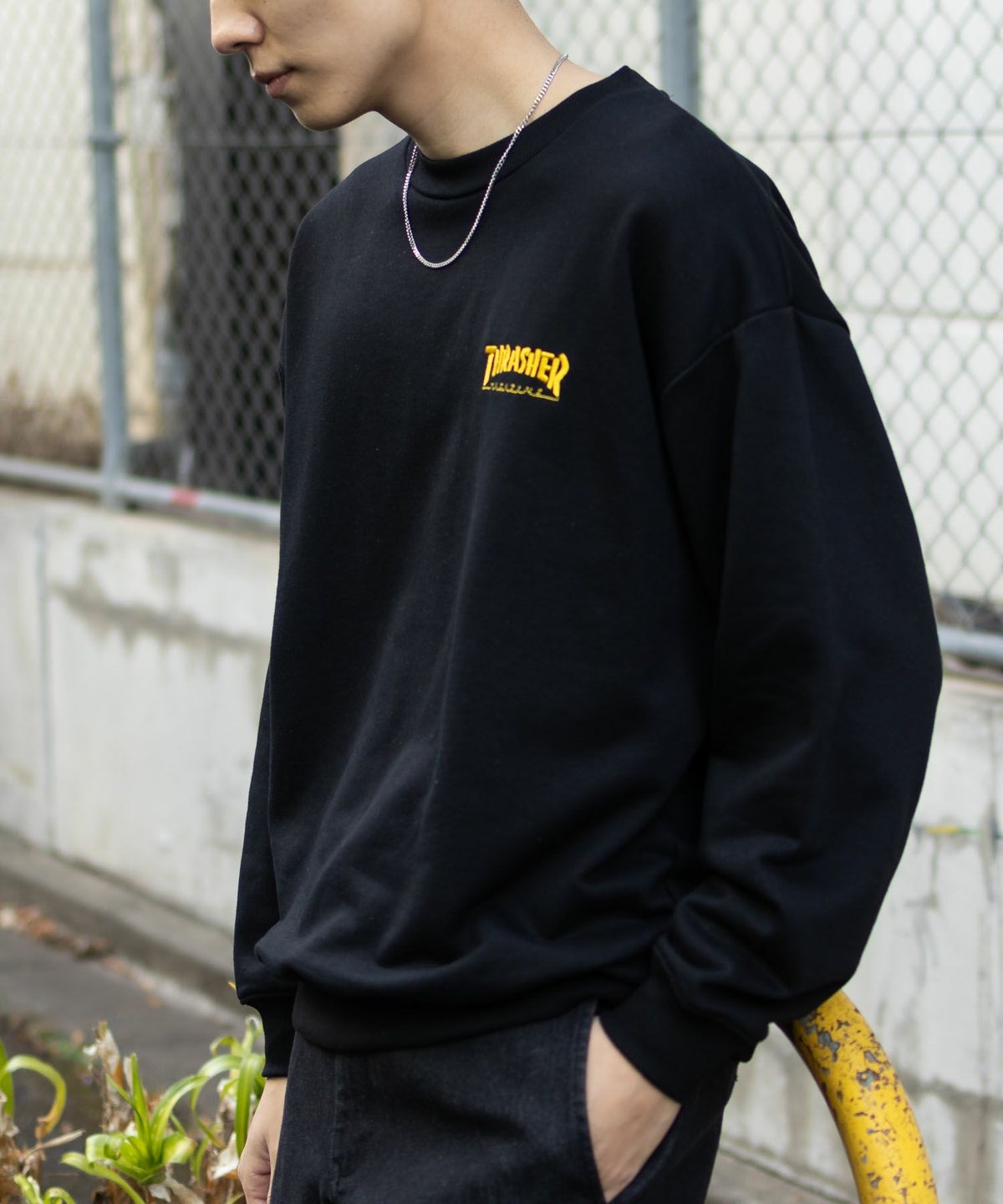 THRASHER フレームロゴクルーネックスウェット メンズ