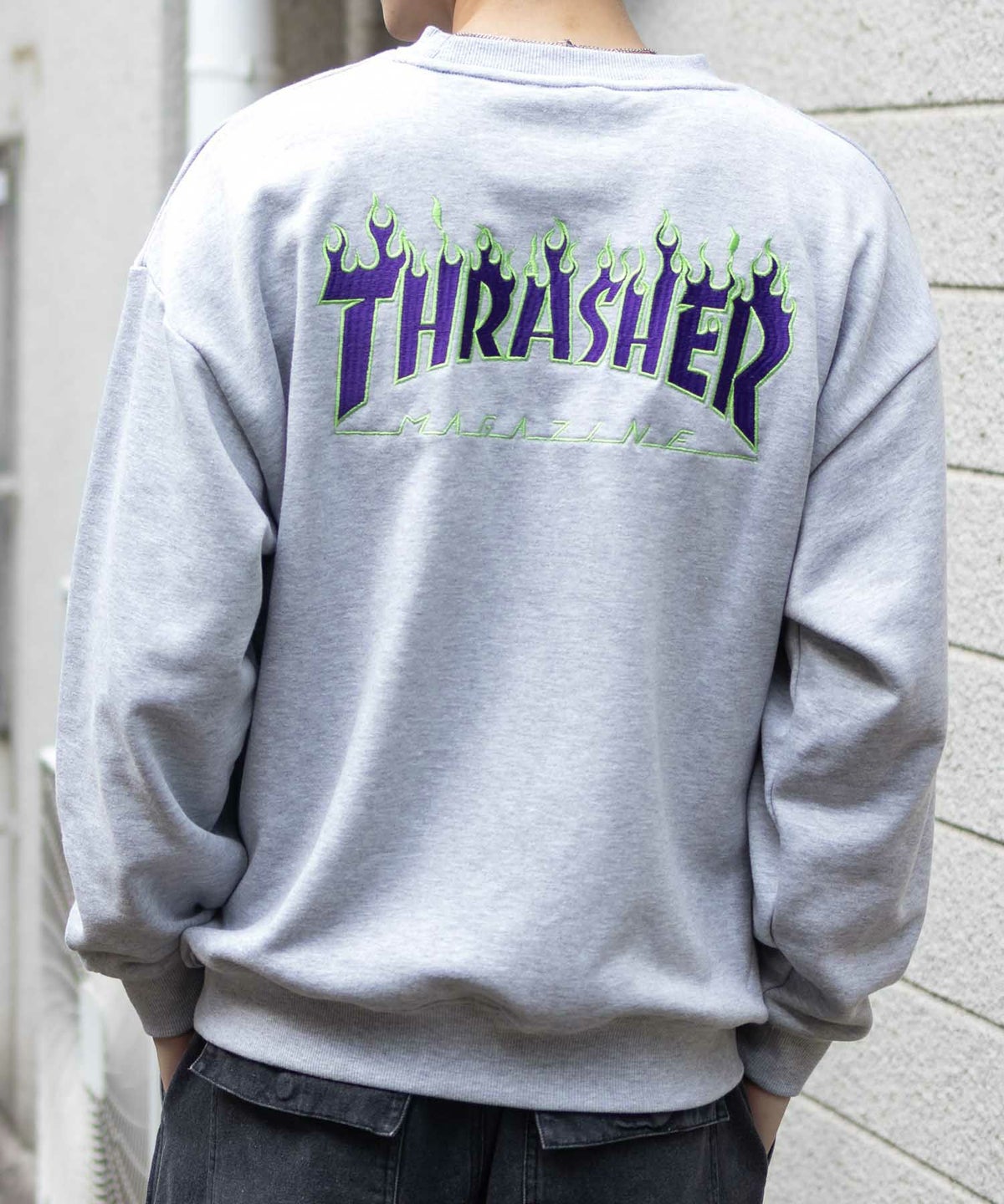 THRASHER フレームロゴクルーネックスウェット メンズ