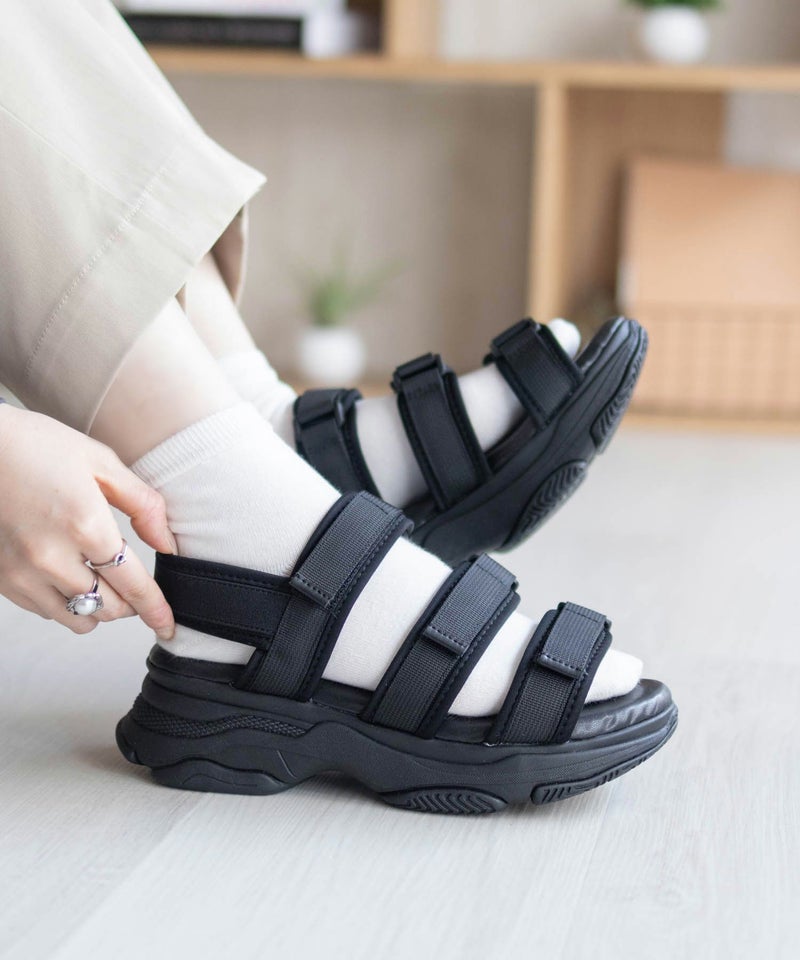 HusHusH テープ使いスポーツサンダル レディース商品画像-4