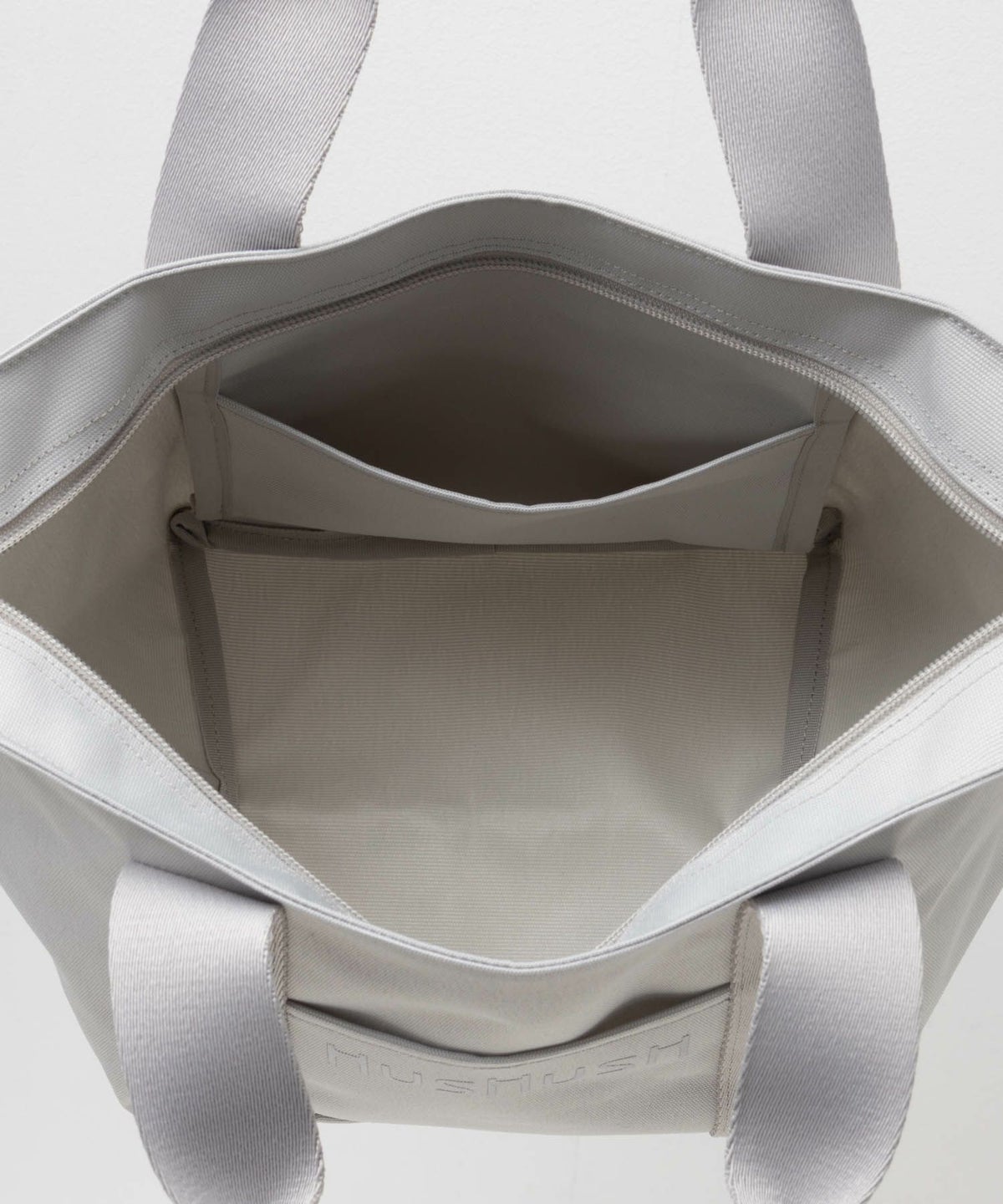 HusHusH ロゴ入り手提げトートバッグ