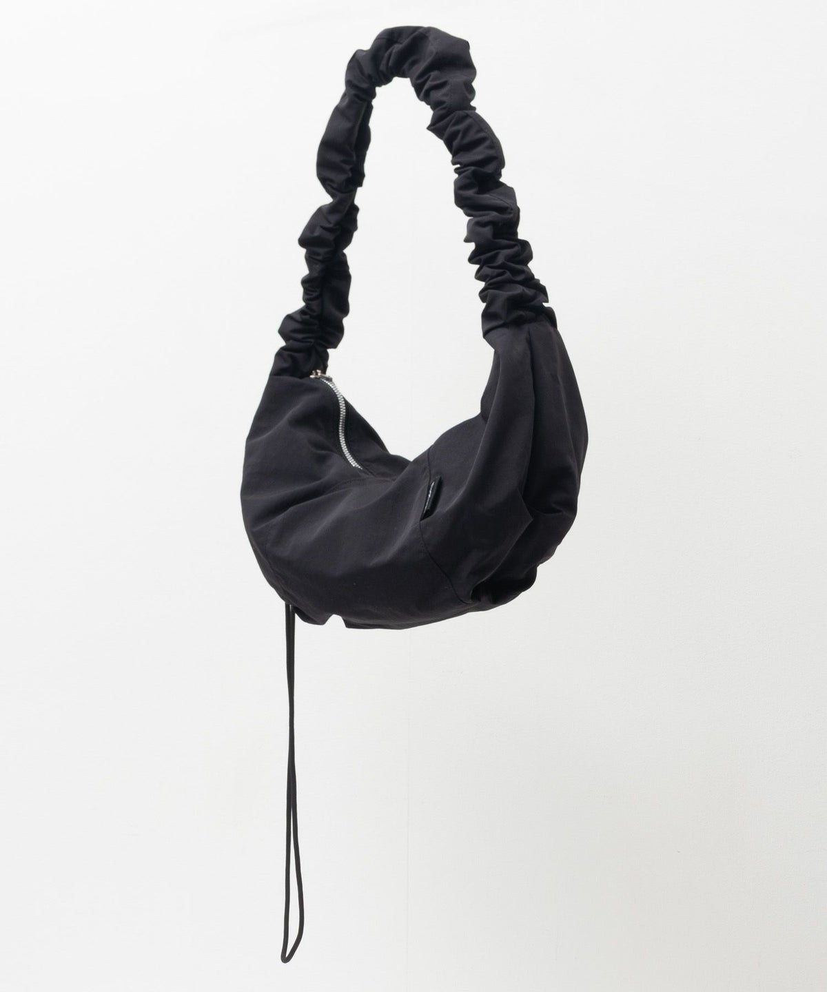 HusHusH ギャザーショルダーバッグ