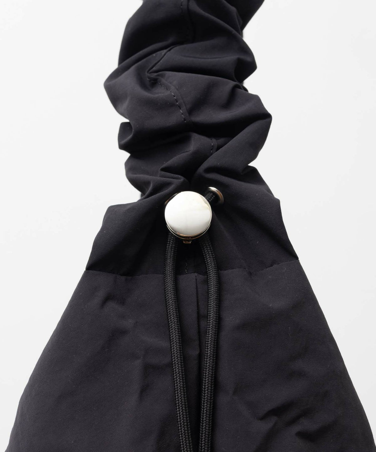 HusHusH ギャザーショルダーバッグ