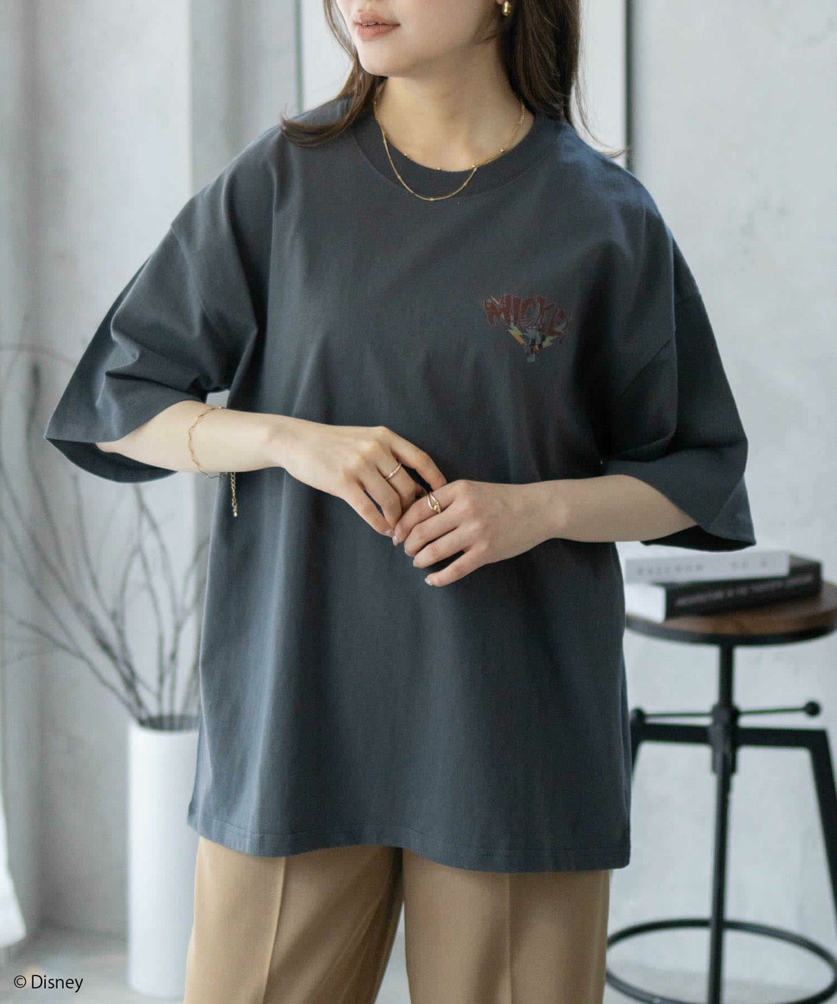 Disney ミッキーマウス / ロックプリントTシャツ メンズ ネコポス 対応商品