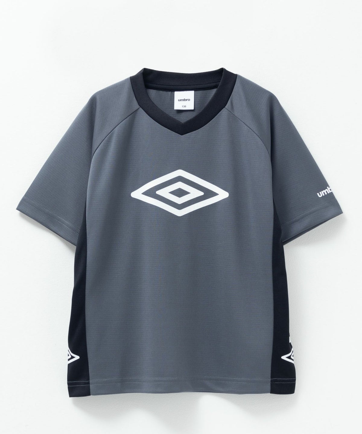 umbro Vネック配色切り替えTシャツ キッズ ネコポス 対応商品