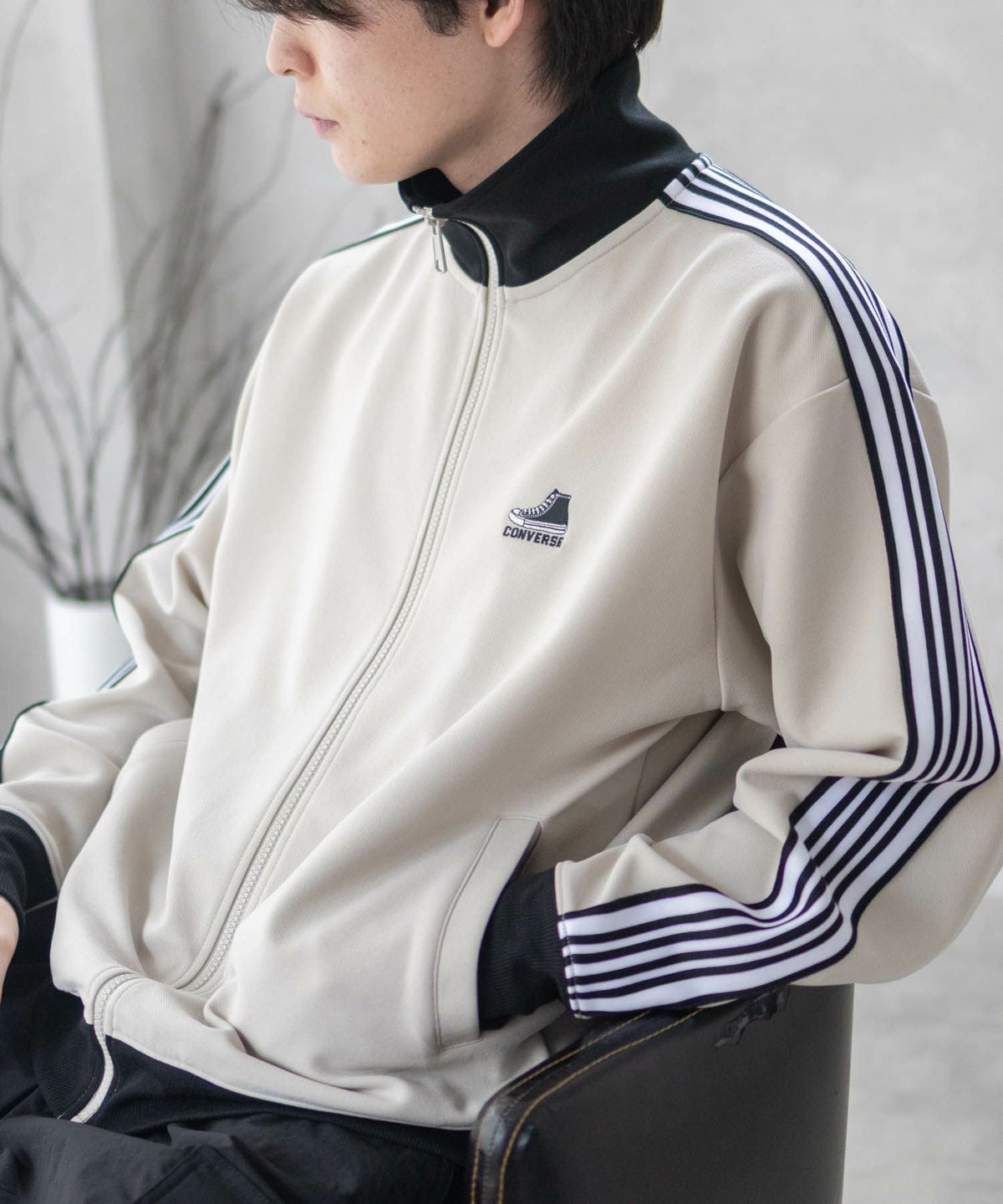 CONVERSE ポンチ素材 トラックジャケット メンズ