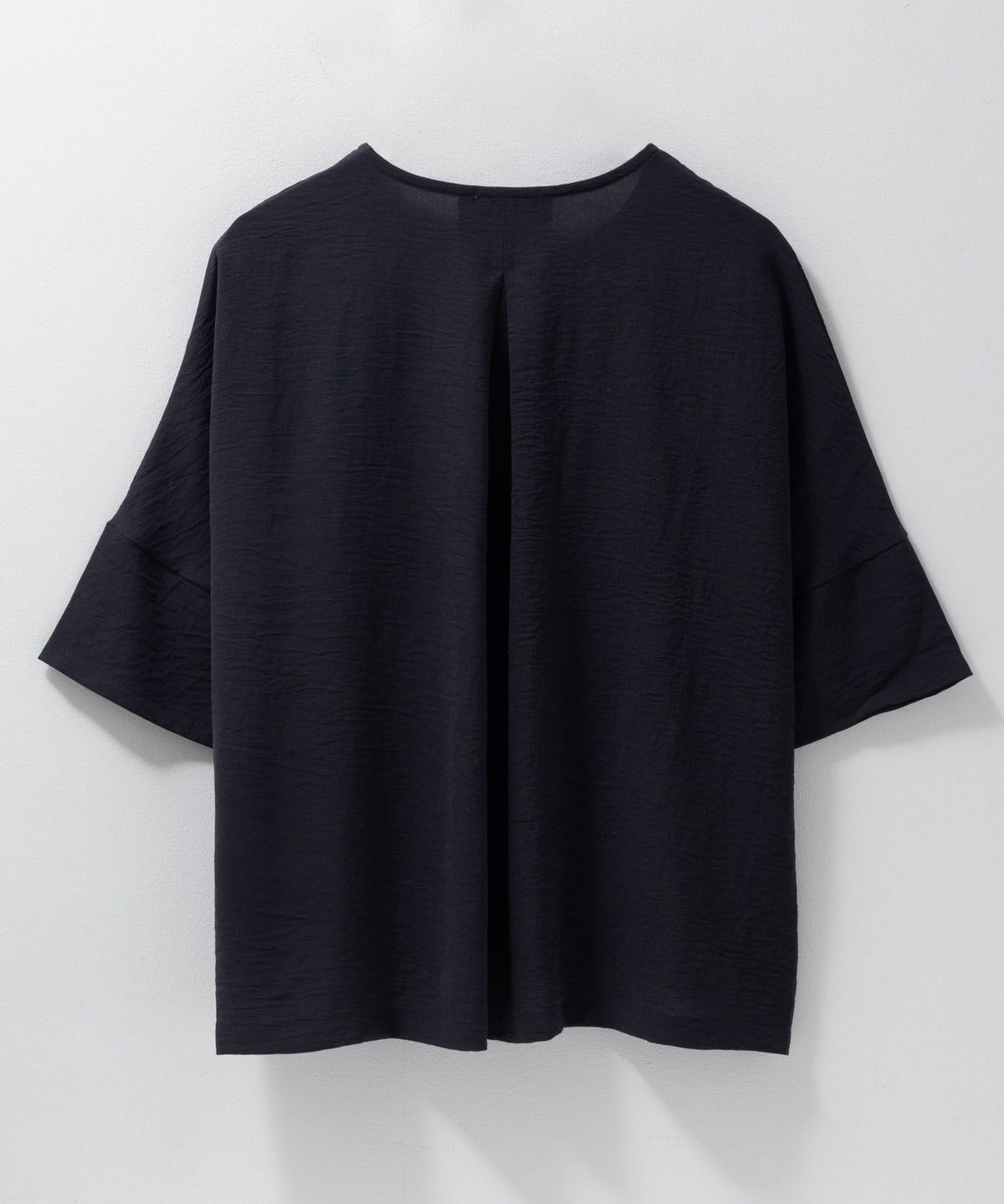 nAvy SARARI ウェーブバックタックプルオーバー レディース ネコポス 対応商品