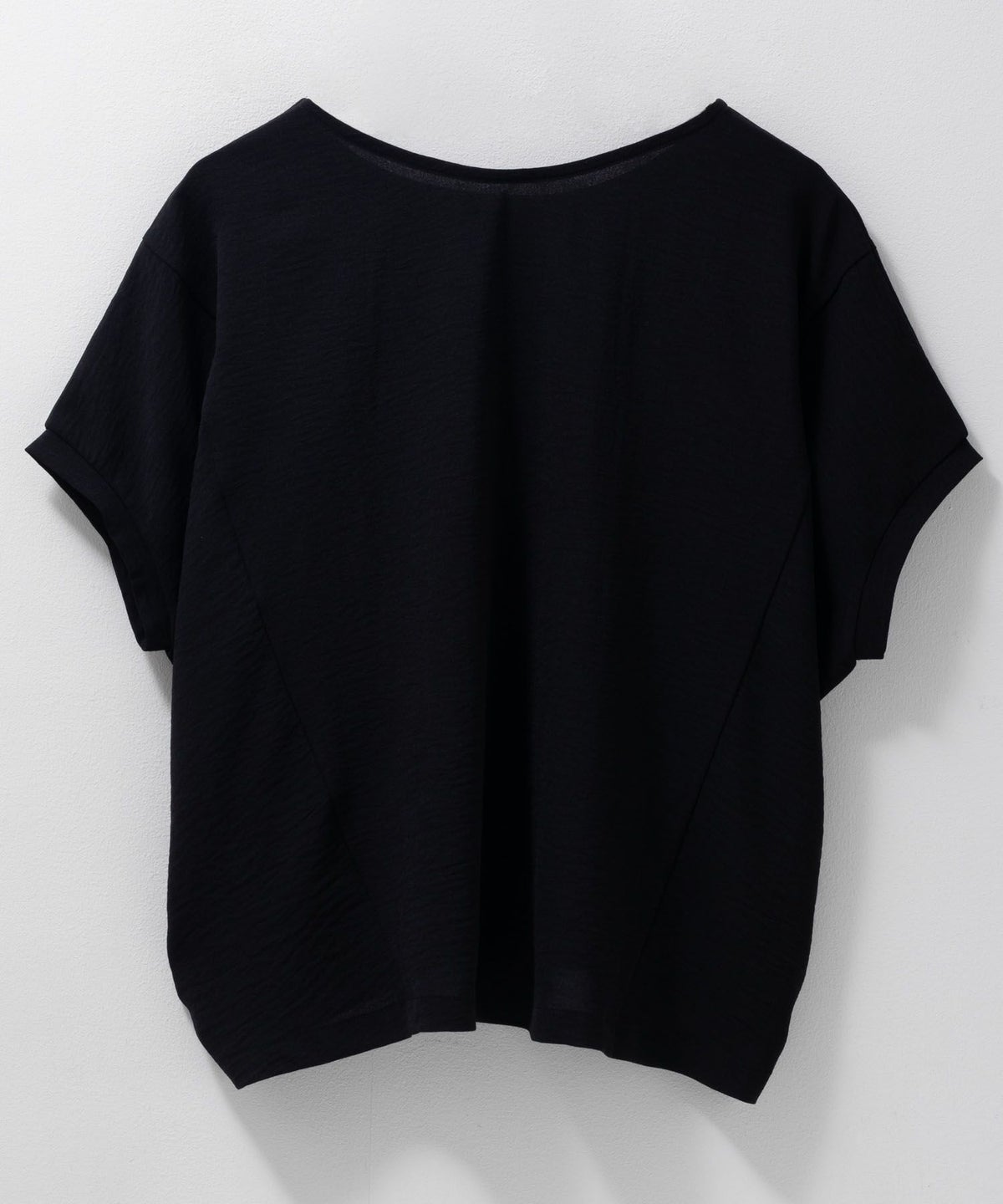 nAvy SARARI ウェーブサテンドルマンプルオーバー レディース ネコポス 対応商品