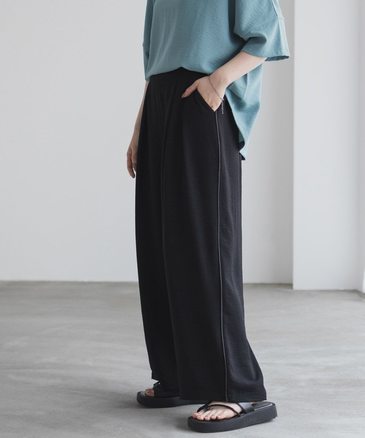 nAvy SARARI ウェーブワイドパンツ レディース