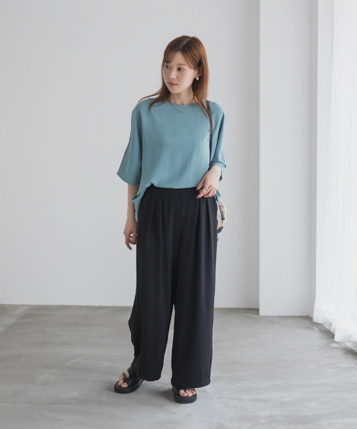 nAvy SARARI ウェーブワイドパンツ レディース