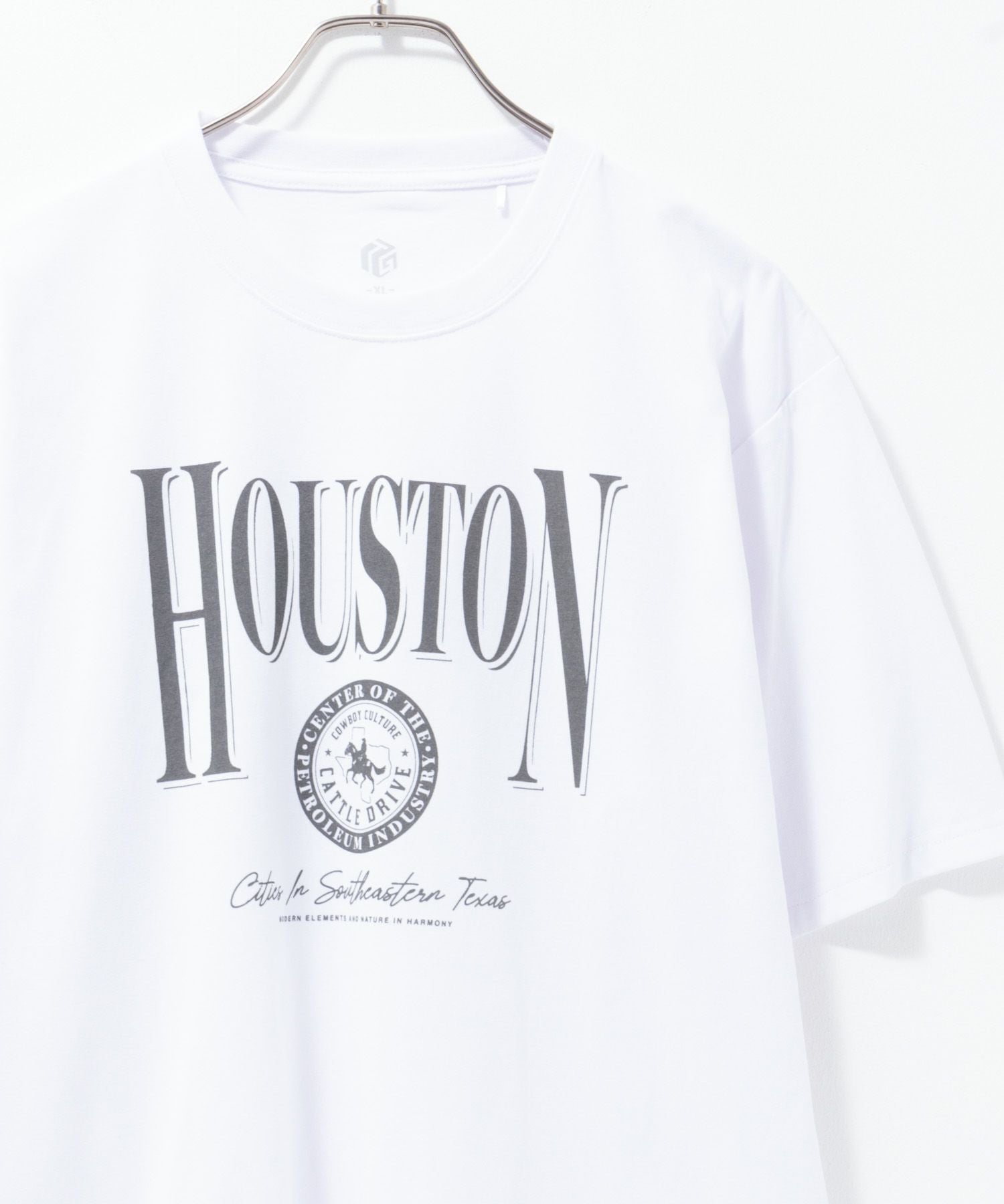 T-GRAPHICS カレッジロゴ半袖Tシャツ メンズ