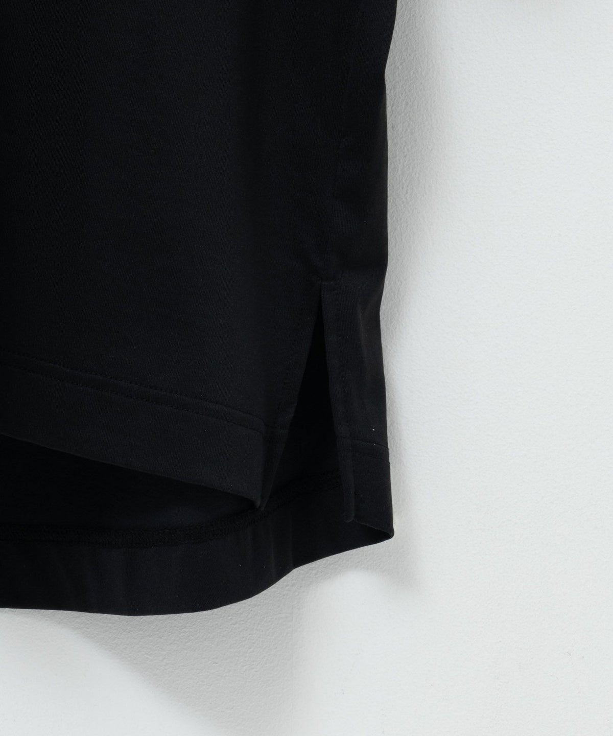 HusHusH 袖フリルプルオーバー レディース ネコポス 対応商品