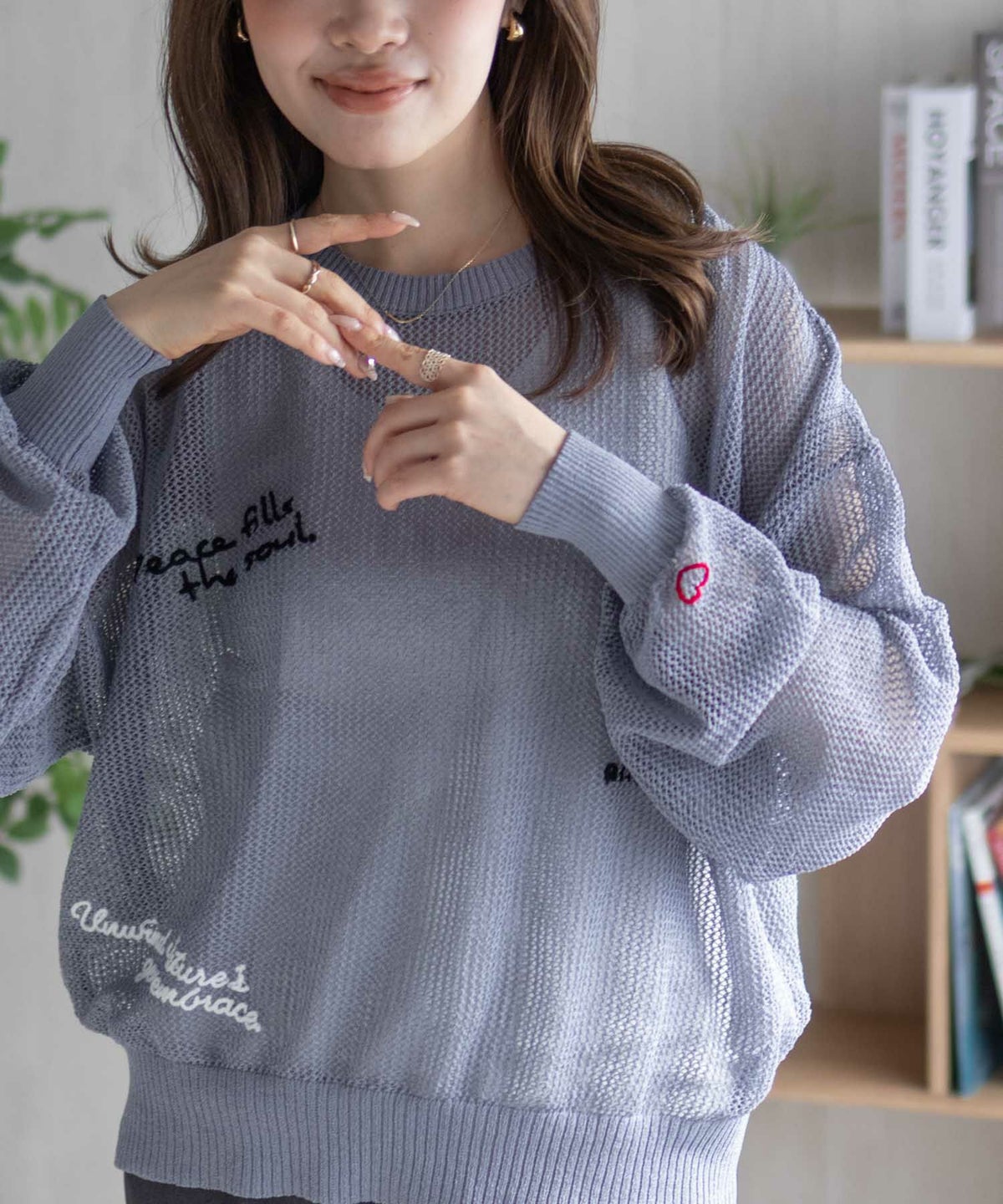 nAvy ランダム刺繍プルオーバー レディース