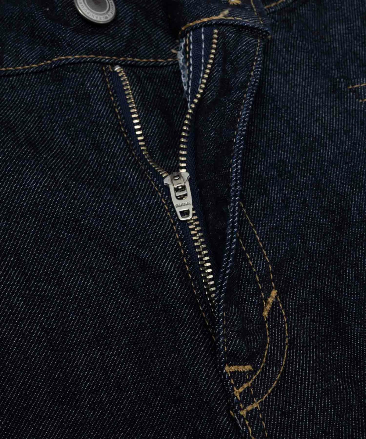 SOMETHING HANA タックカーブデニムパンツ レディース