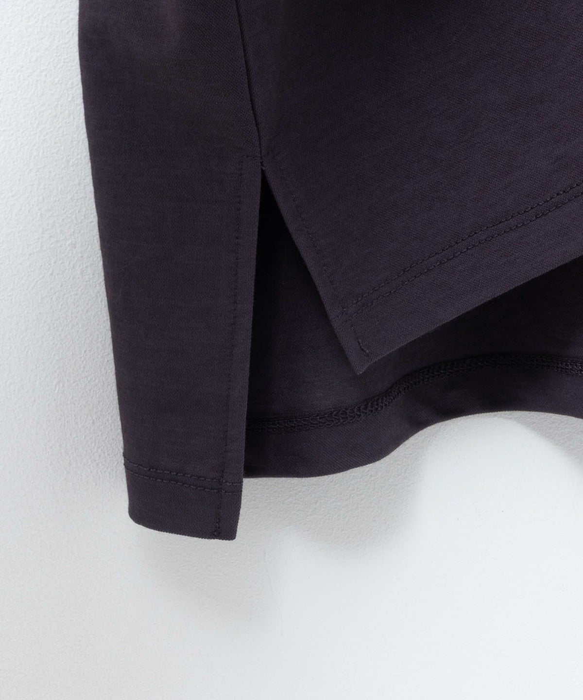 nAvy SARARI レギュラーTシャツ レディース ネコポス 対応商品