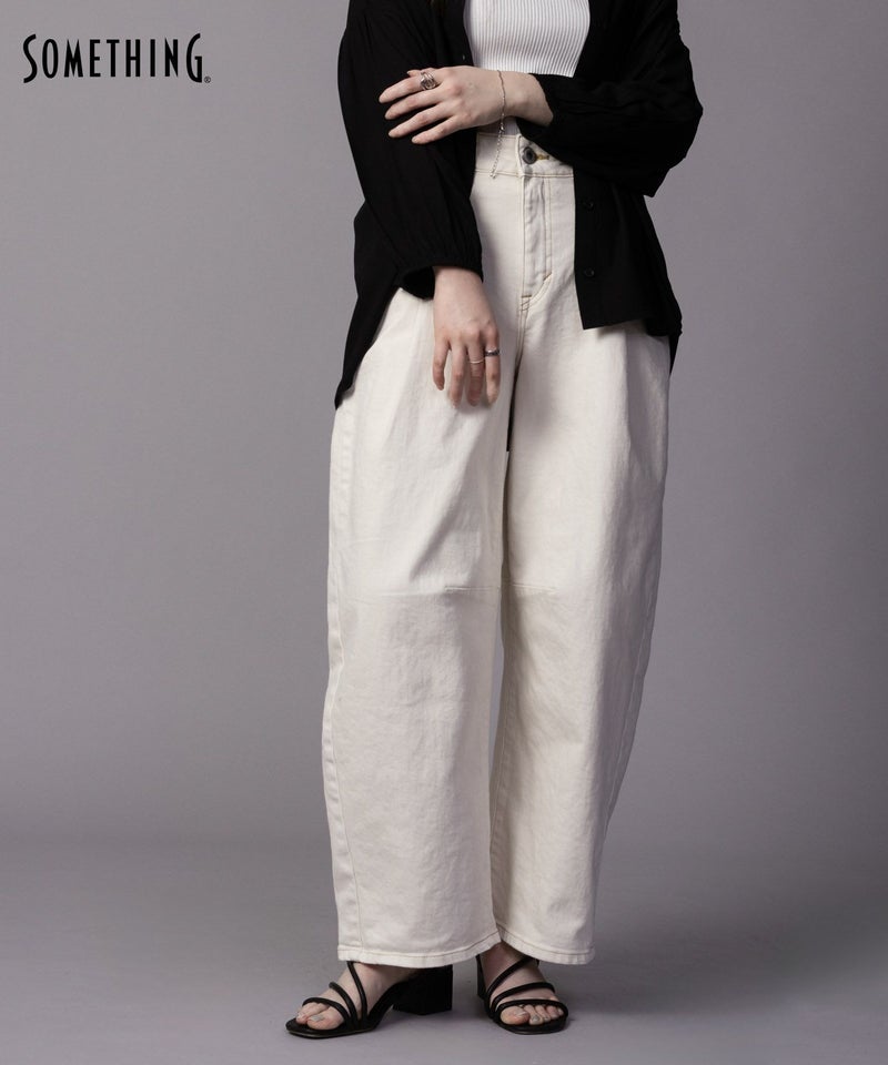 SOMETHING HANAタックカーブデニムパンツ レディース商品画像-1