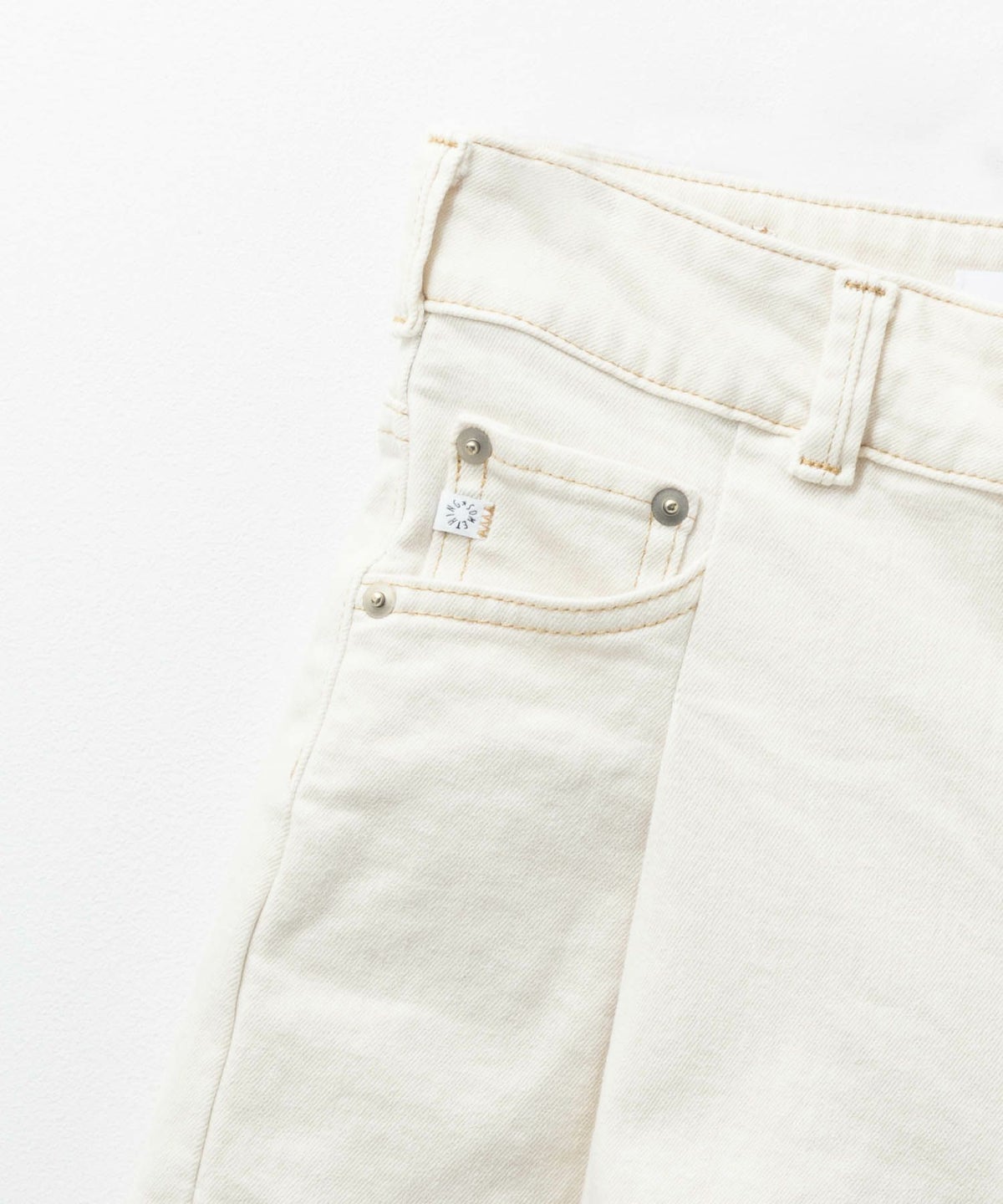 SOMETHING HANAタックカーブデニムパンツ レディース