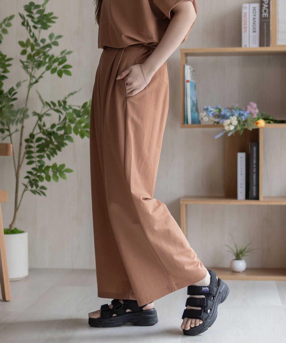 nAvy SARARI ワイドパンツ レディース