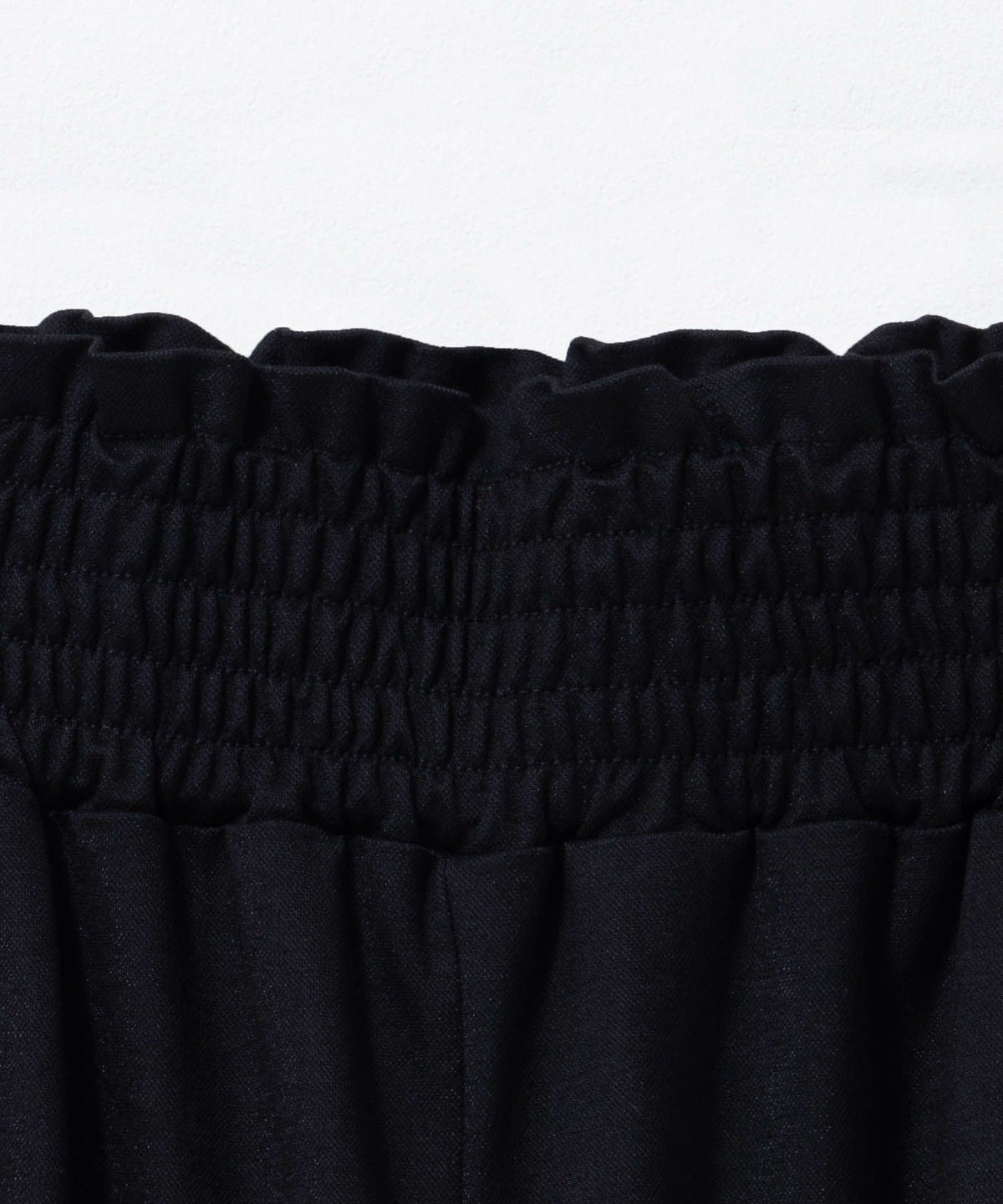 nAvy SARARI テーパードパンツ レディース