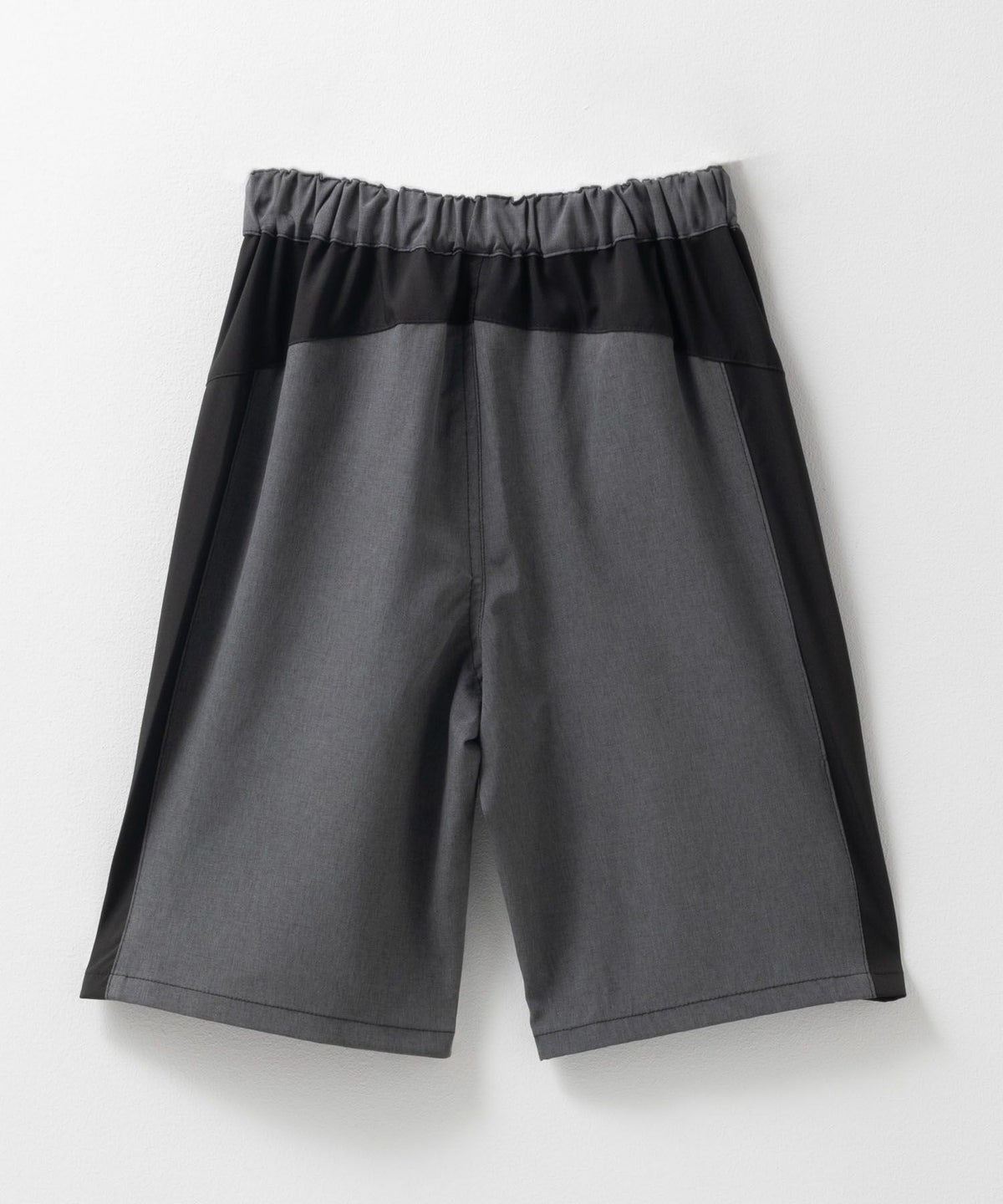 NAVY SARARI ギアショートパンツ キッズ