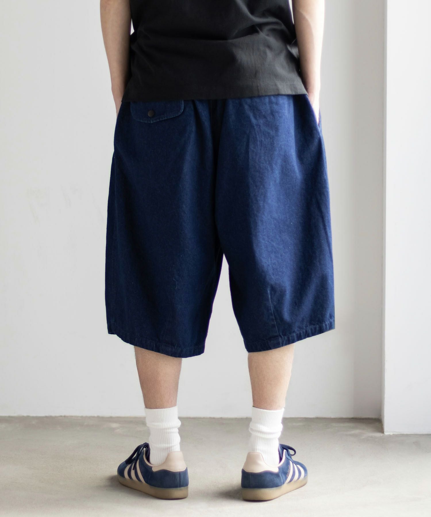 ピカチュウデザイン ショートパンツ ダークブルー seventy seven(セブンティセブン)】denim jersey short pants ニット