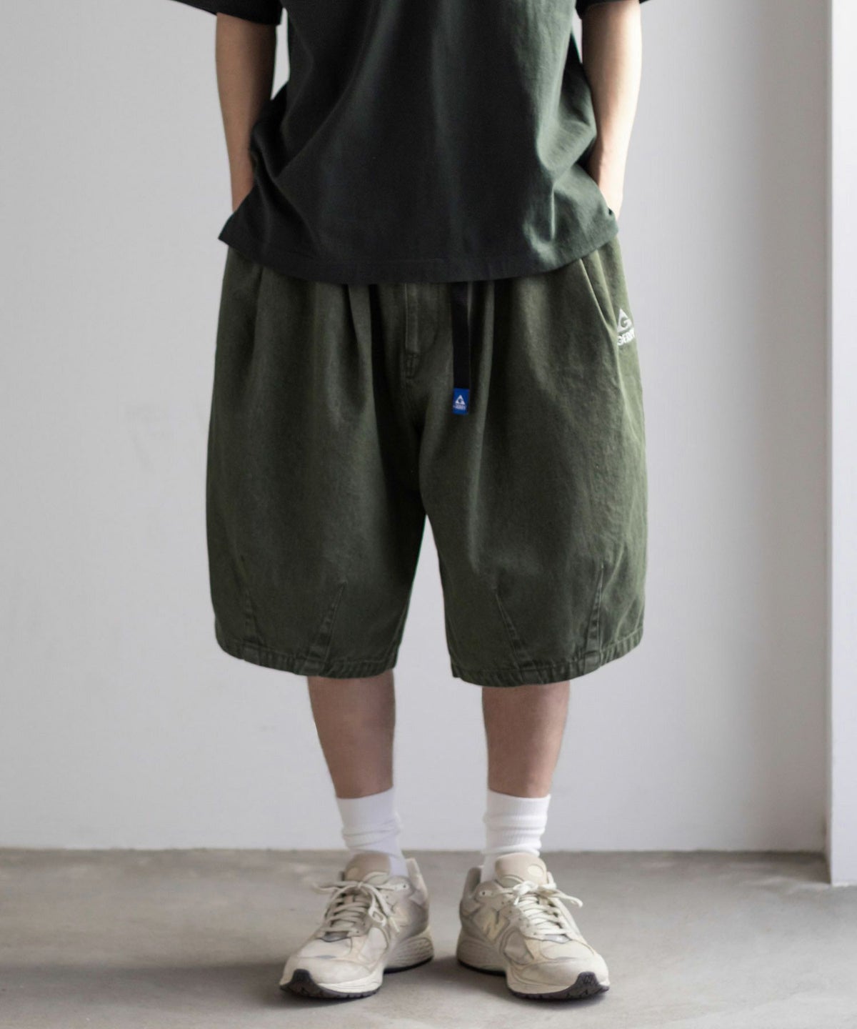【WEB限定】GERRY タックワイドショートパンツ メンズ