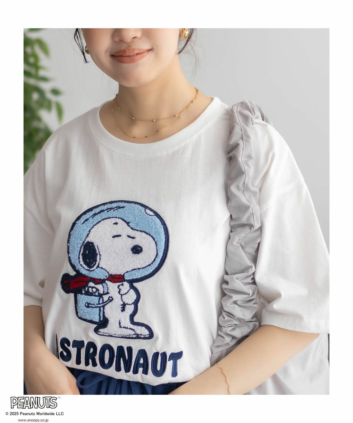 PEANUTS SNOOPY サガラ刺繍Tシャツ レディース ネコポス 対応商品