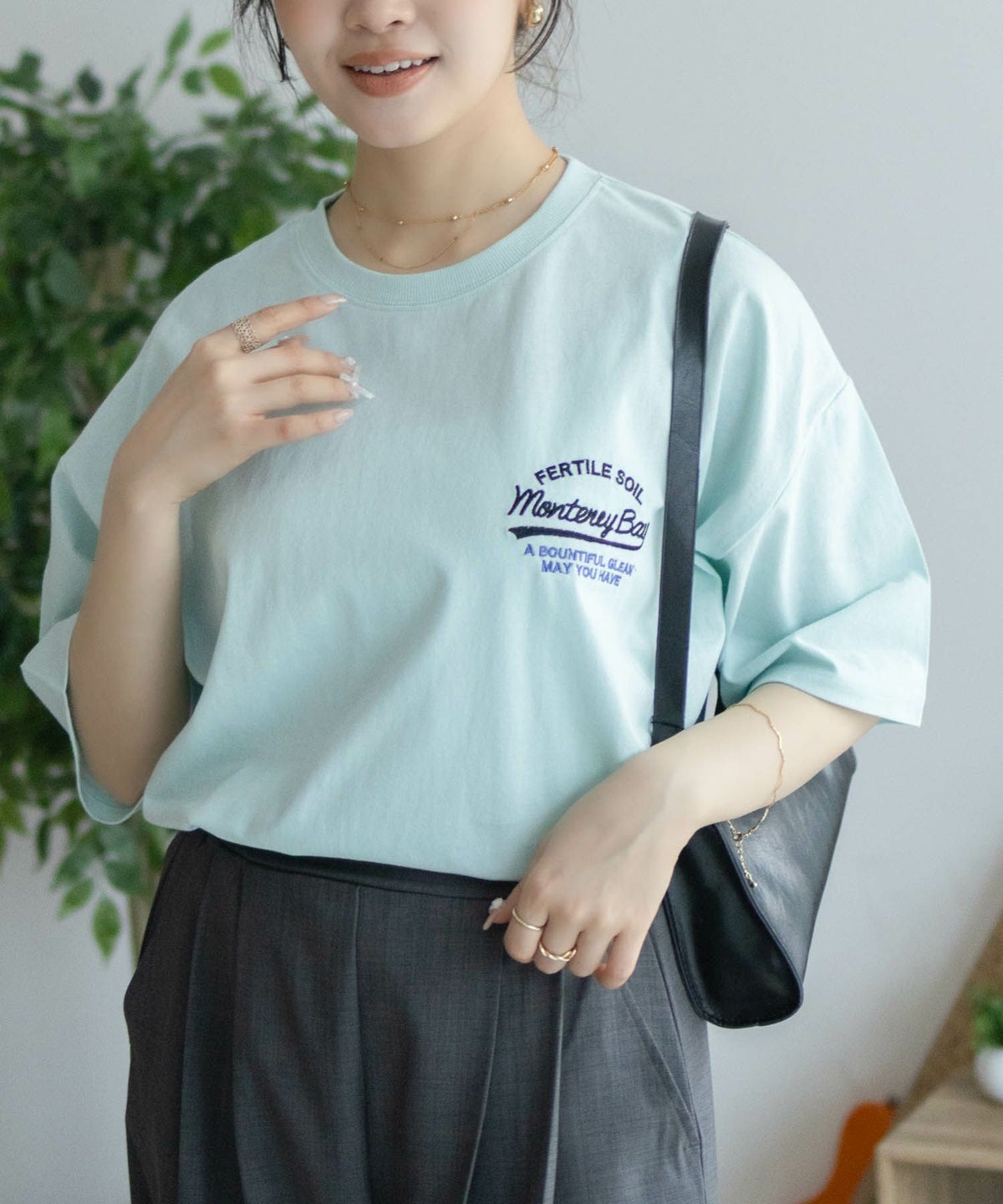 UNDERWRAPS ビッグ刺繍ラウンドTシャツ レディース ネコポス 対応商品