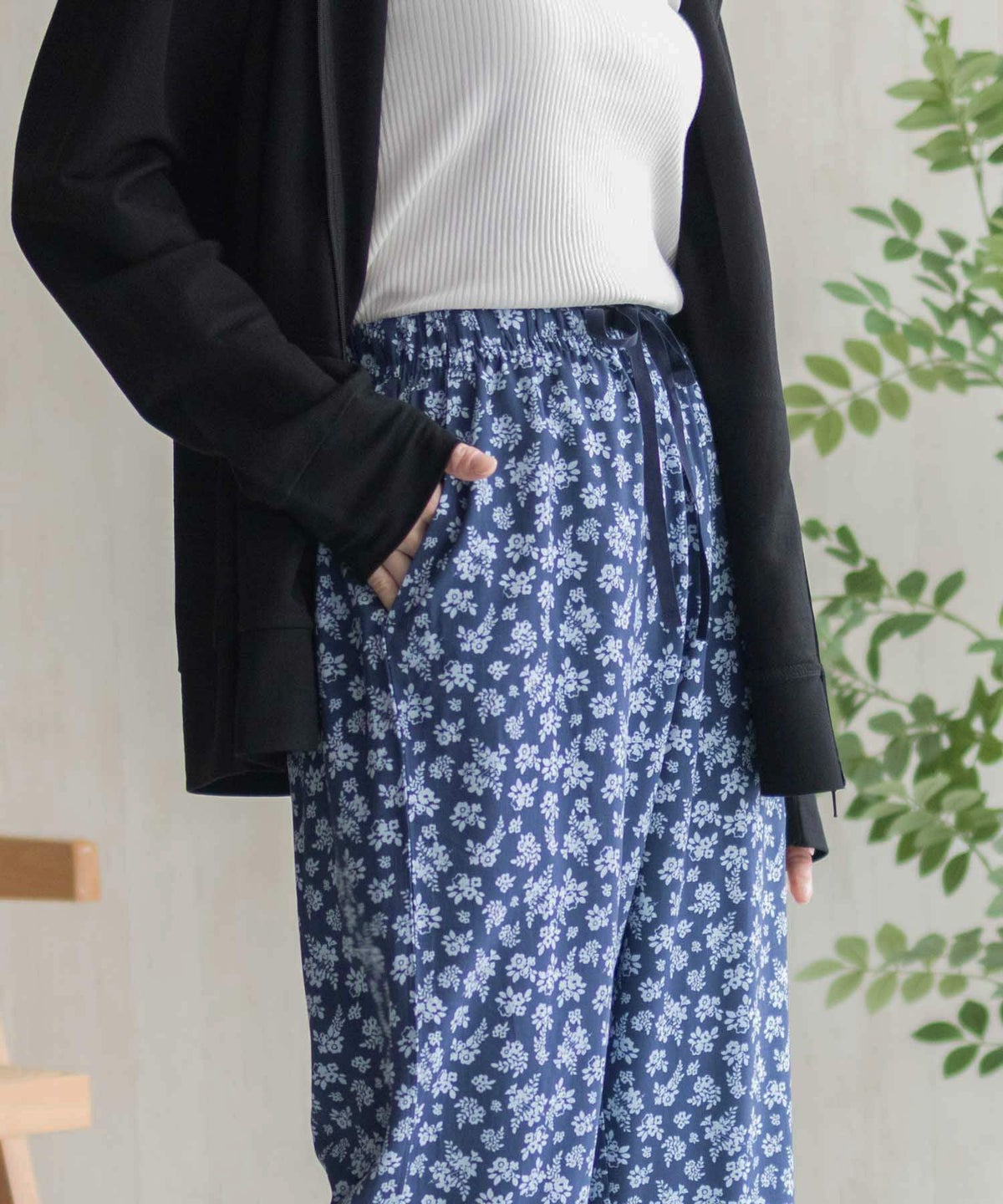 nAvy SARARI レーヨンステテコ フラワー柄 レディース