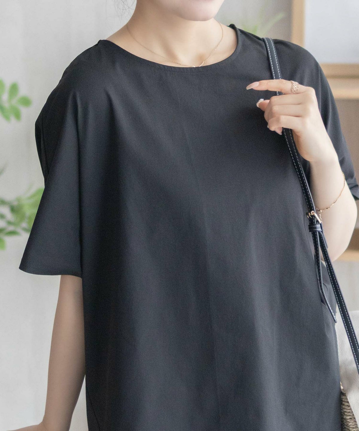 Howdy Marie バックタックプルオーバー レディース