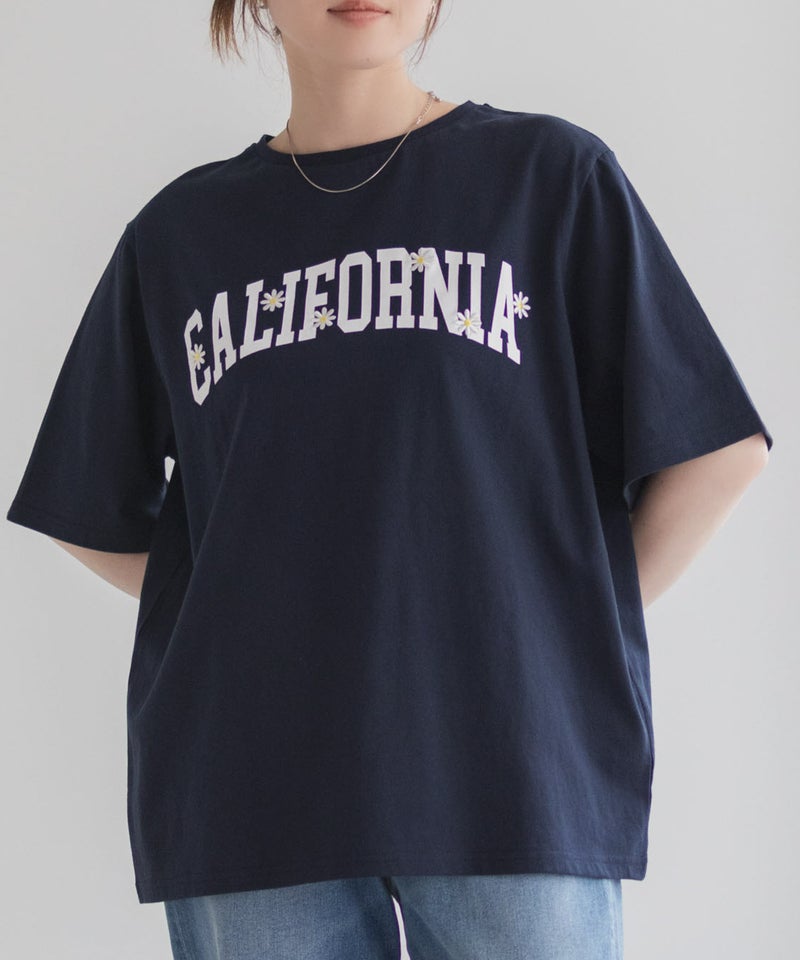 フラワー刺繍カレッジTシャツ レディース メール便 対応商品商品画像-1