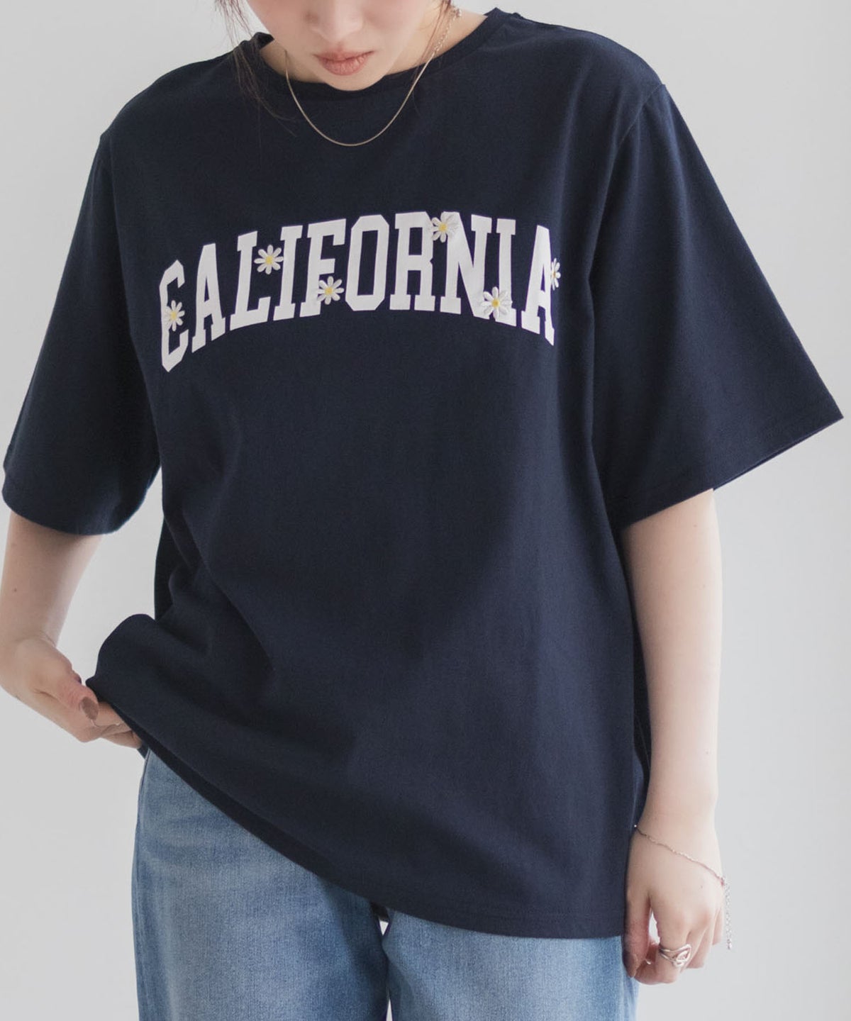 フラワー刺繍カレッジTシャツ レディース ネコポス 対応商品