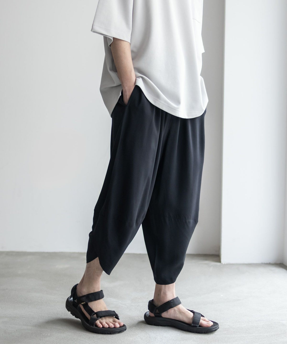 NAVY SARARI レーヨンバルーンパンツ メンズ