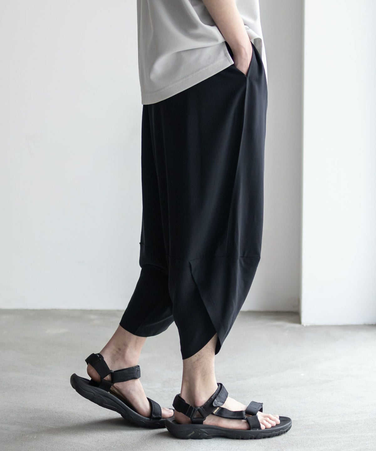 NAVY SARARI レーヨンバルーンパンツ メンズ