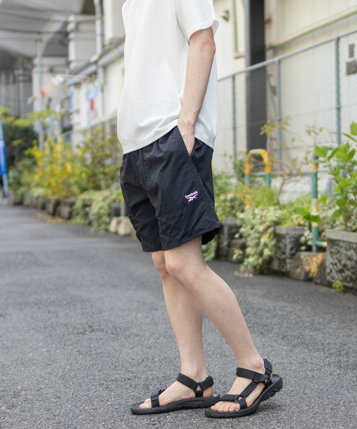 Reebok ナイロンショートパンツ メンズ