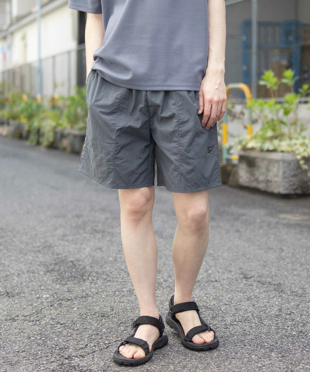 Reebok ナイロンショートパンツ メンズ