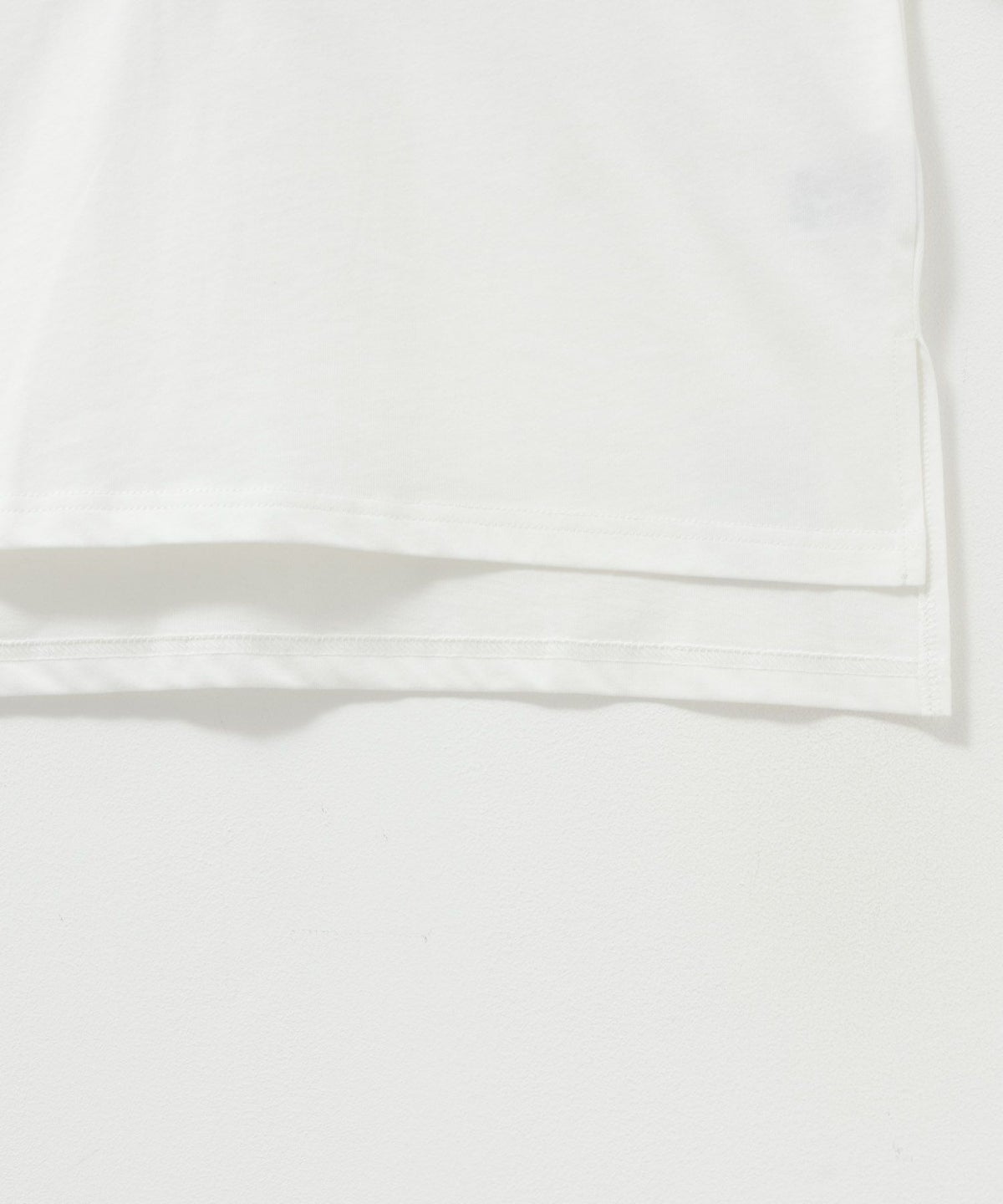 nAvy レース使いプリントTシャツ レディース ネコポス 対応商品