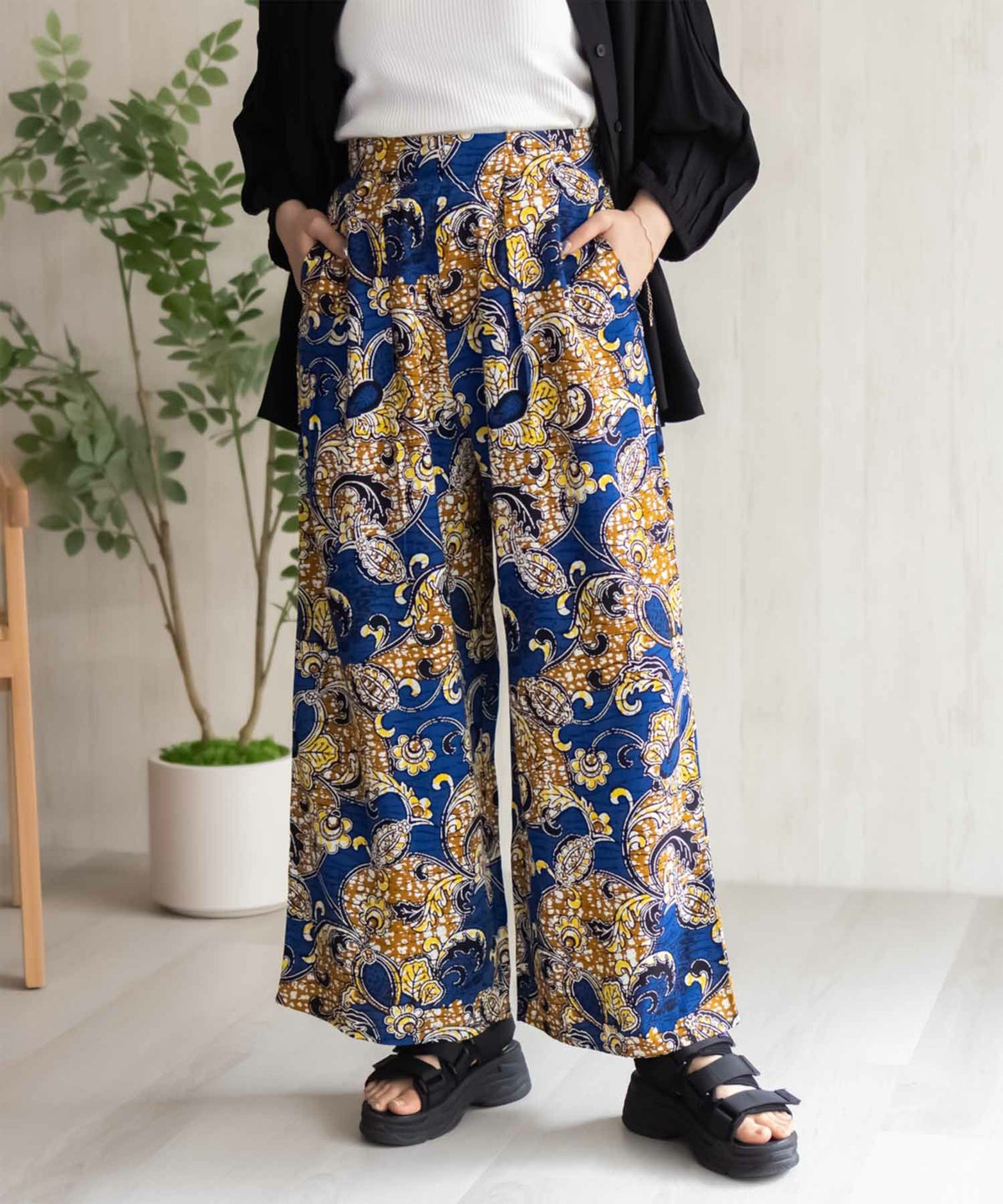 Howdy Marie インドファブリック 総柄ワイドパンツ レディース