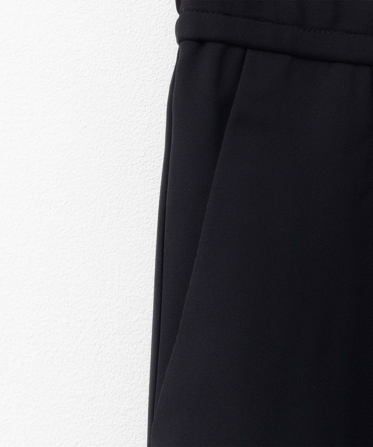 HusHusH 冷感テーパードパンツ レディース