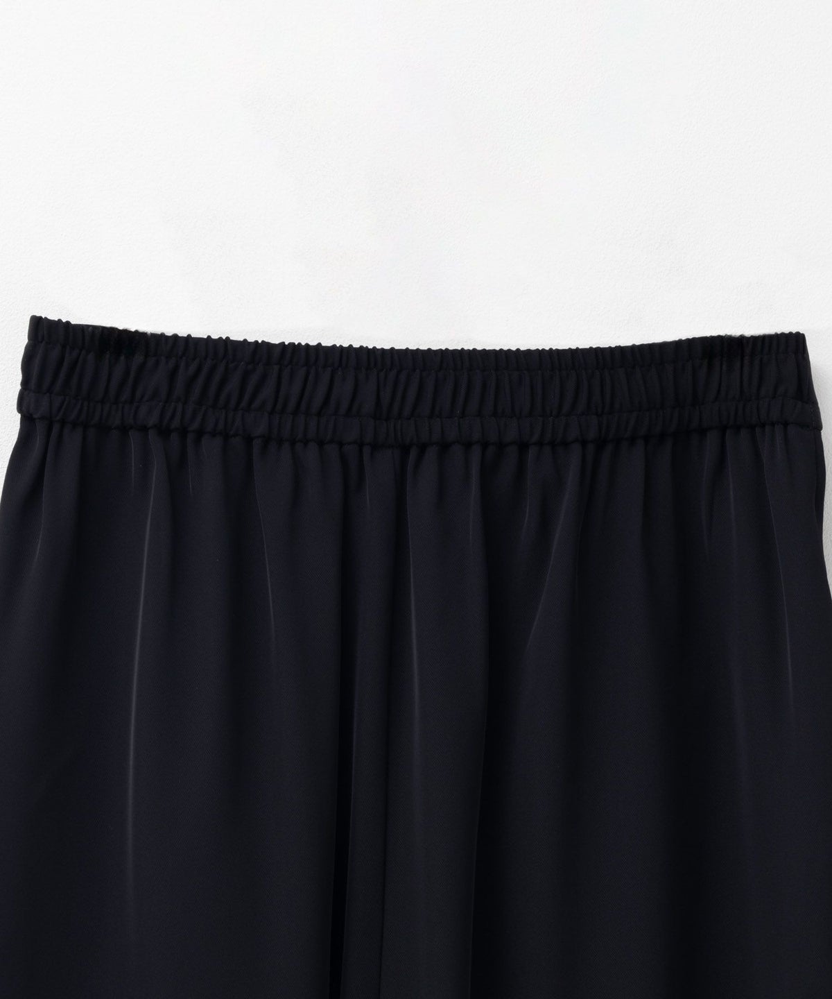 HusHusH 冷感テーパードパンツ レディース