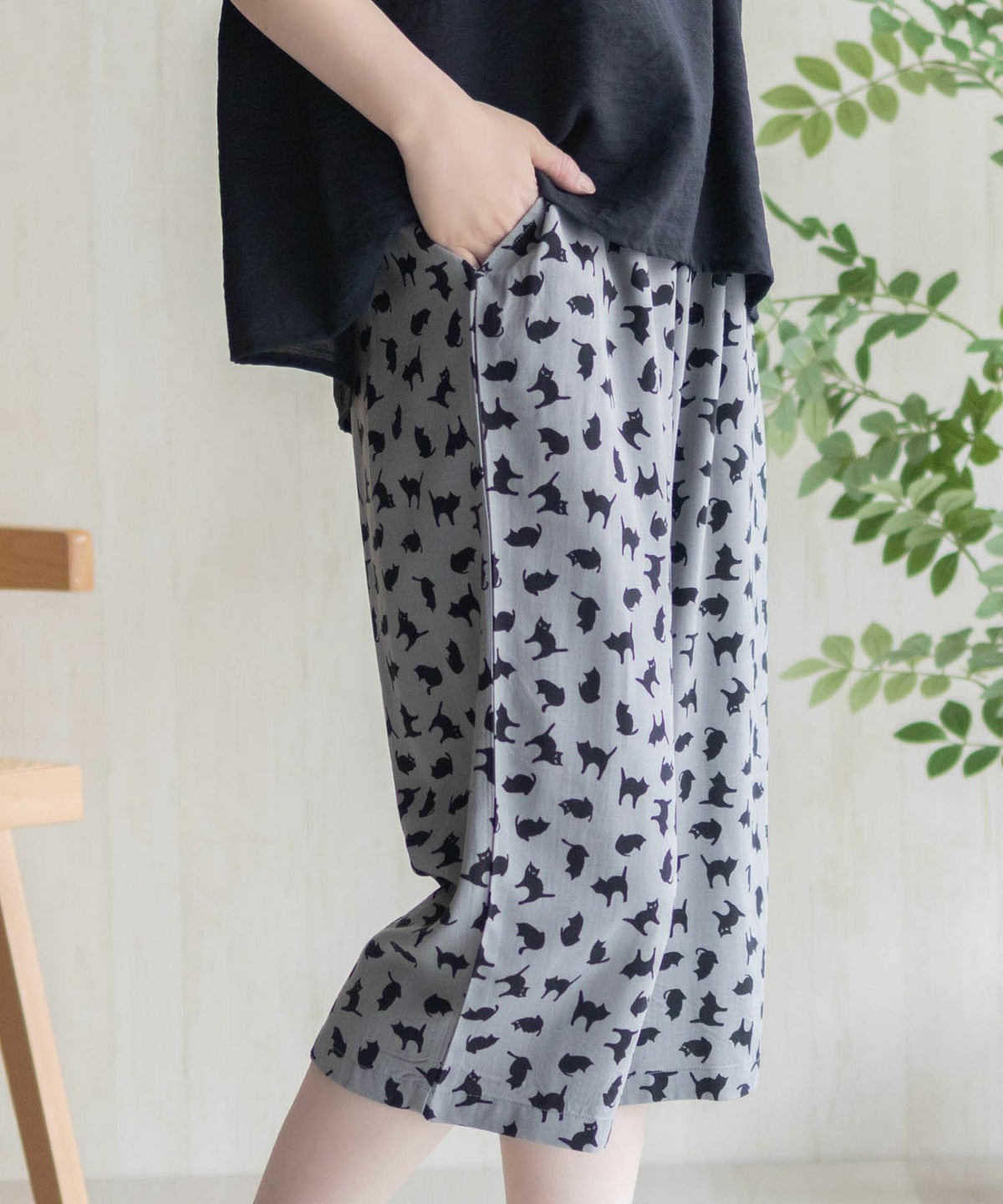 nAvy SARARI レーヨンステテコ 総柄 レディース