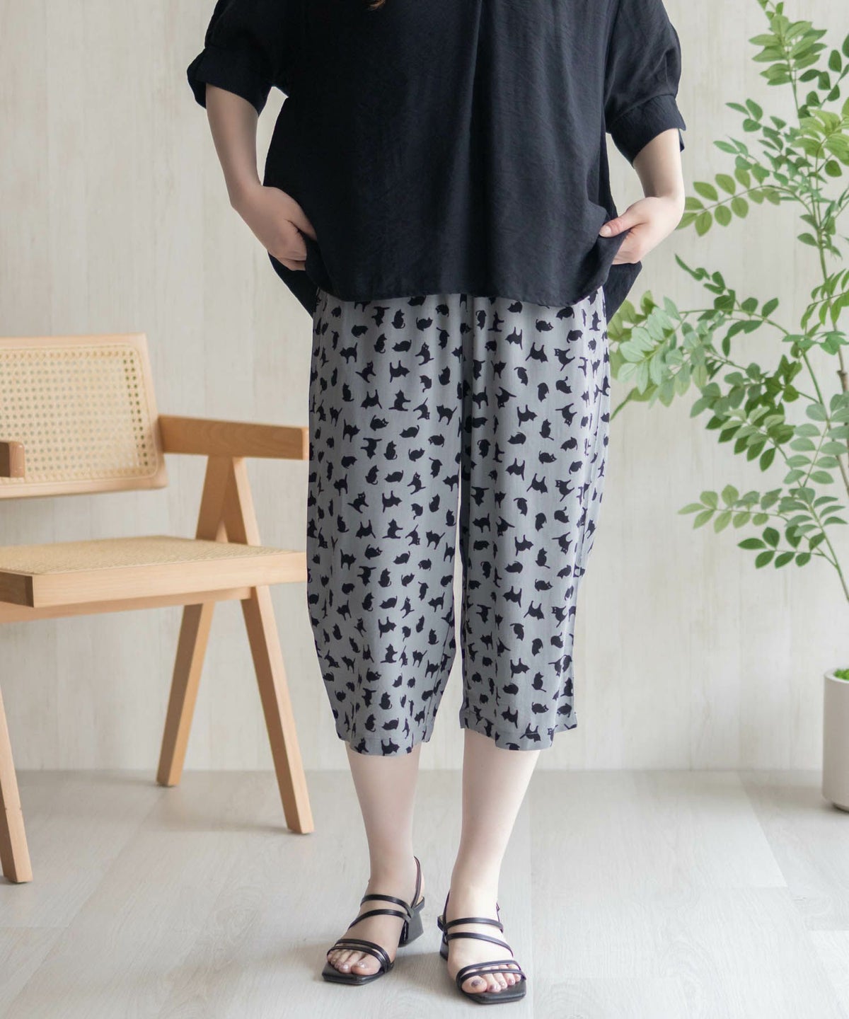 nAvy SARARI レーヨンステテコ 総柄 レディース