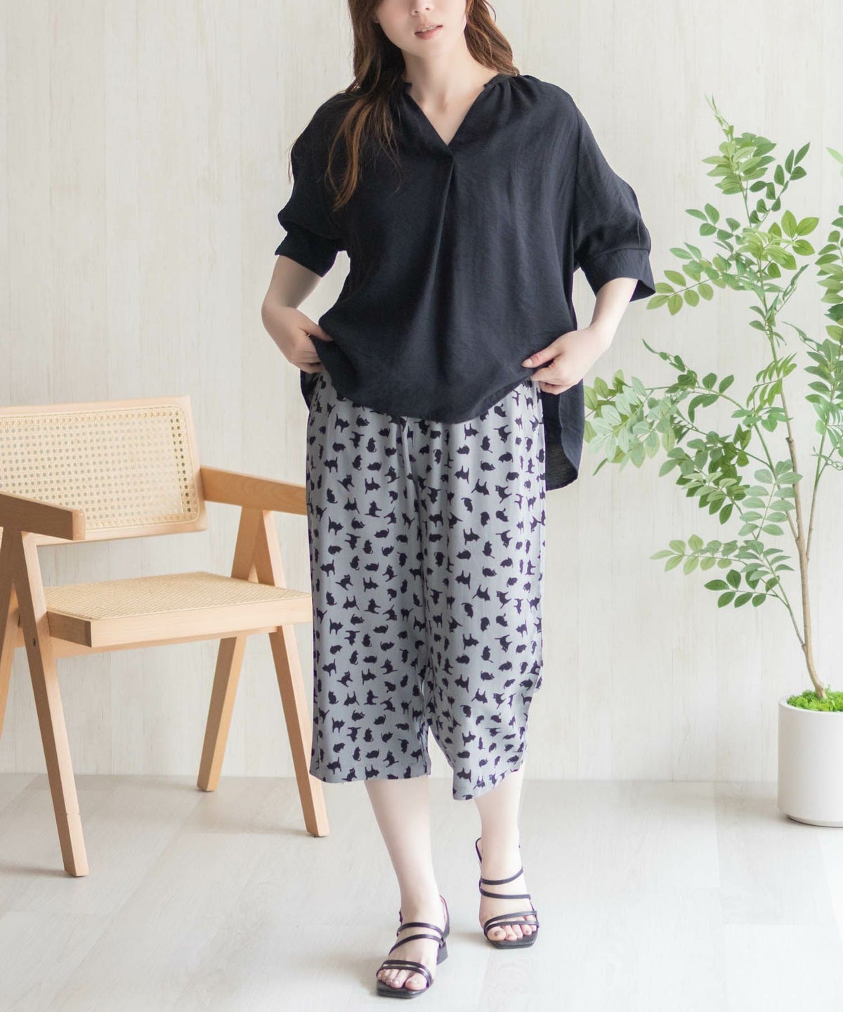 nAvy SARARI レーヨンステテコ 総柄 レディース