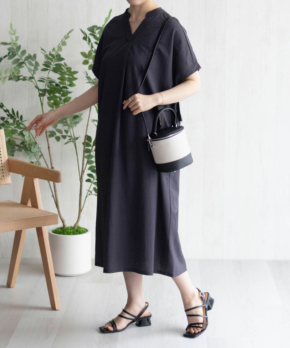 nAvy SARARI スキッパーロングワンピース レディース