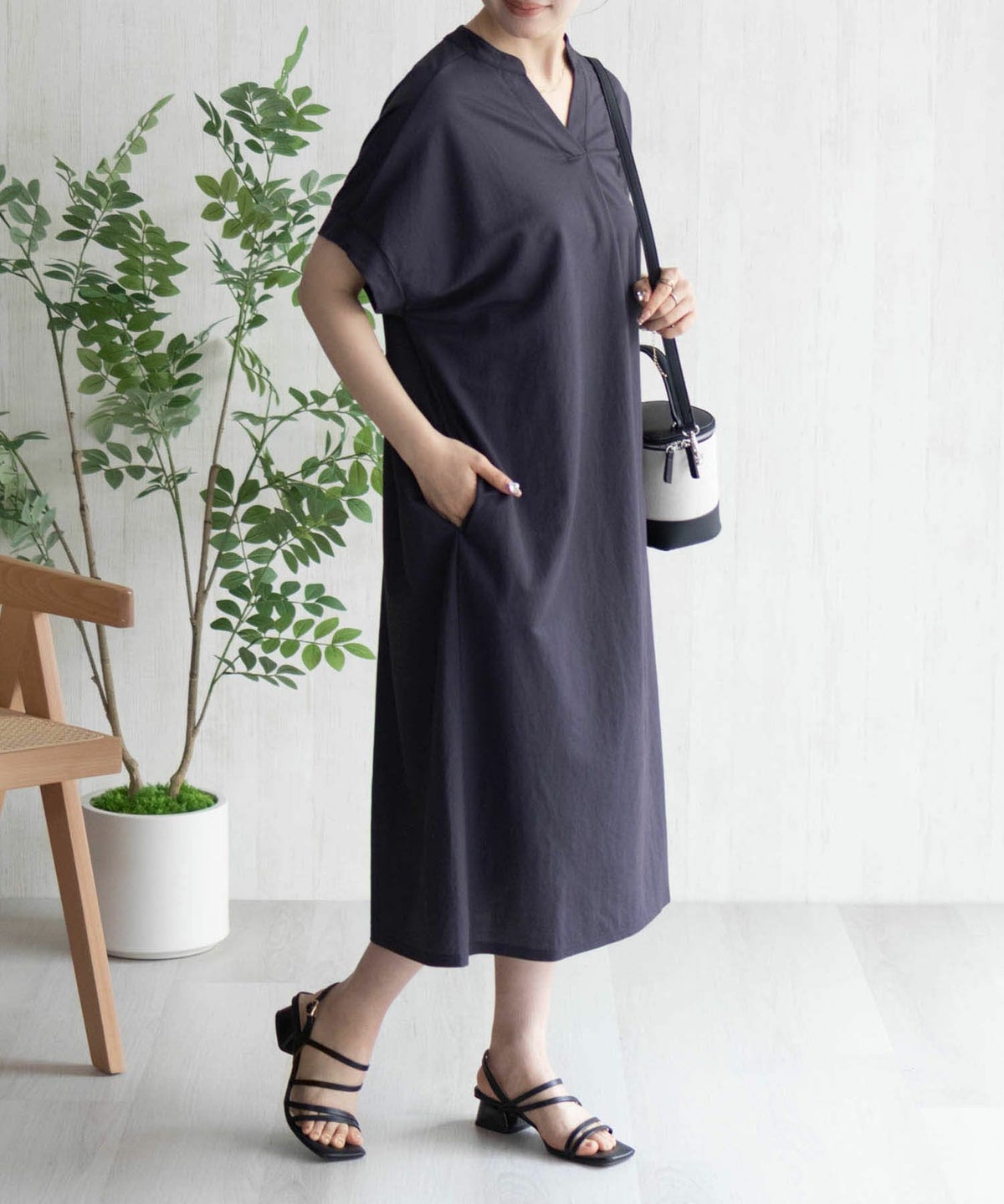 nAvy SARARI スキッパーロングワンピース レディース