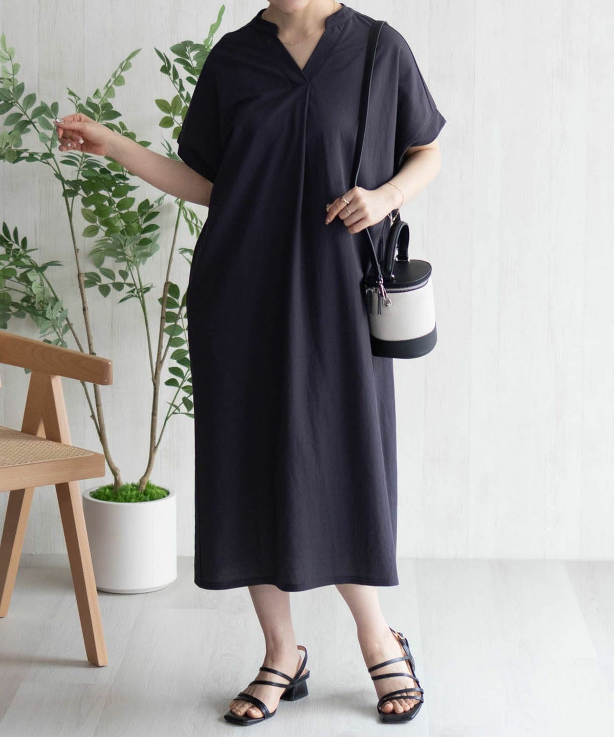 nAvy SARARI スキッパーロングワンピース レディース