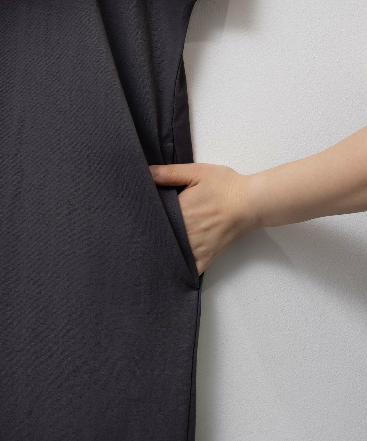 nAvy SARARI スキッパーロングワンピース レディース