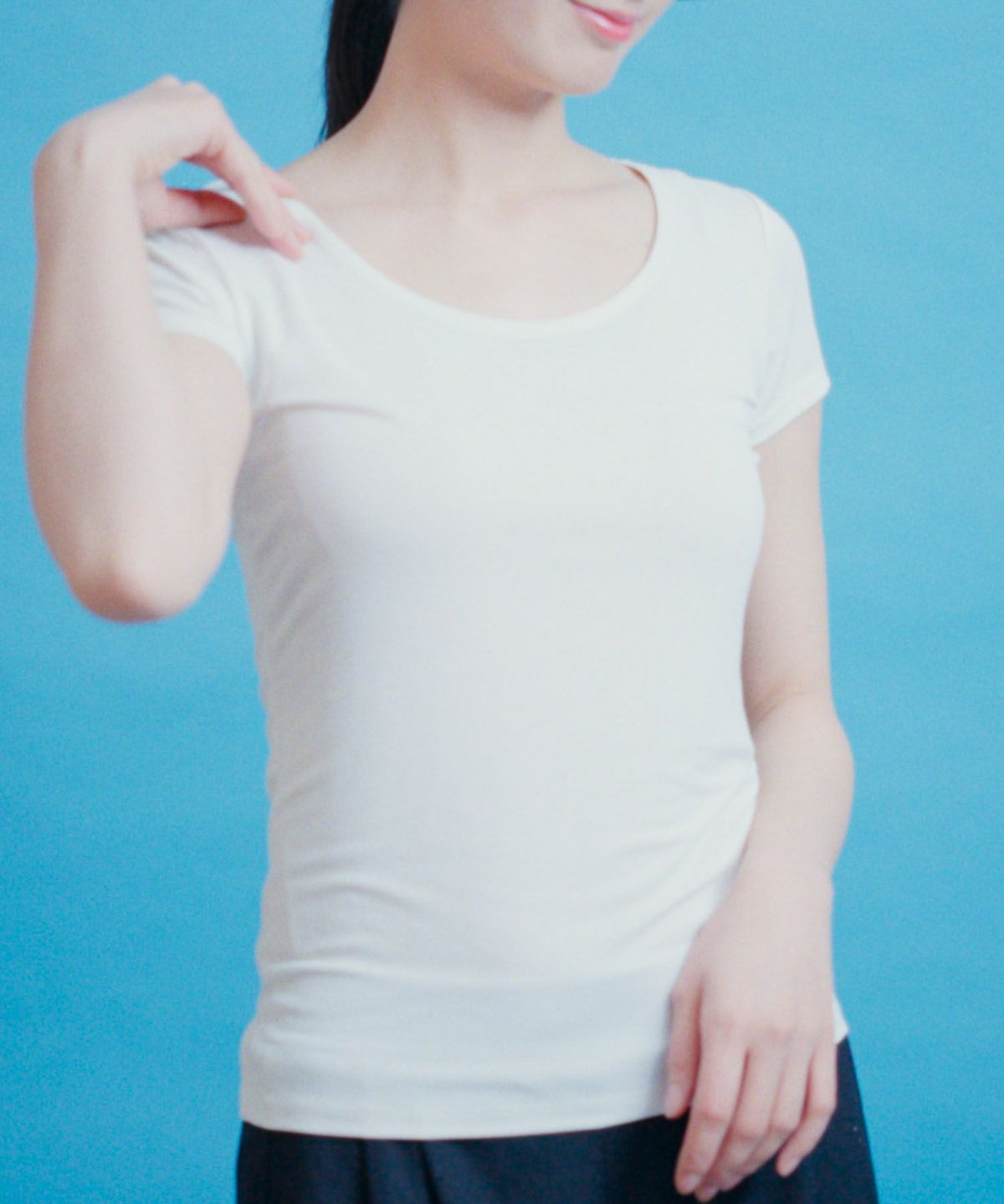 nAvy SARARI Uネック半袖インナー レディース ネコポス 対応商品